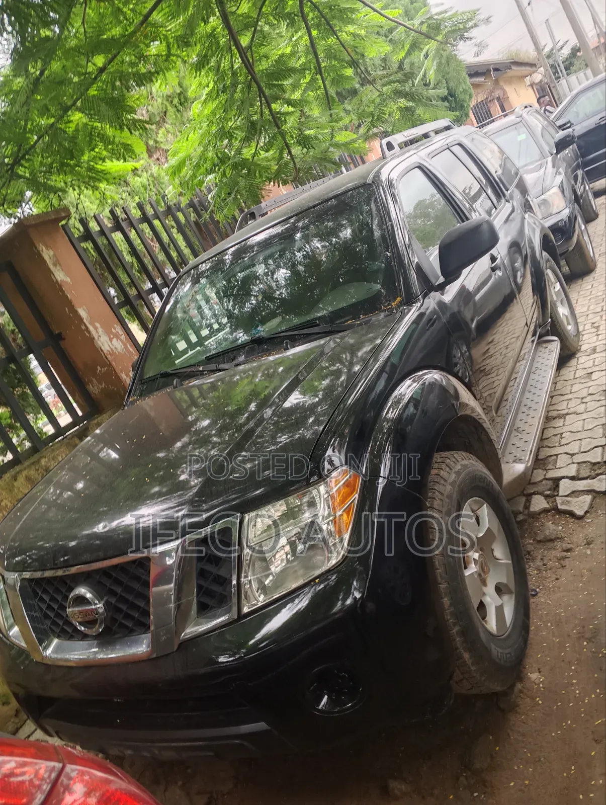 Nissan Pathfinder LE 2007 Black