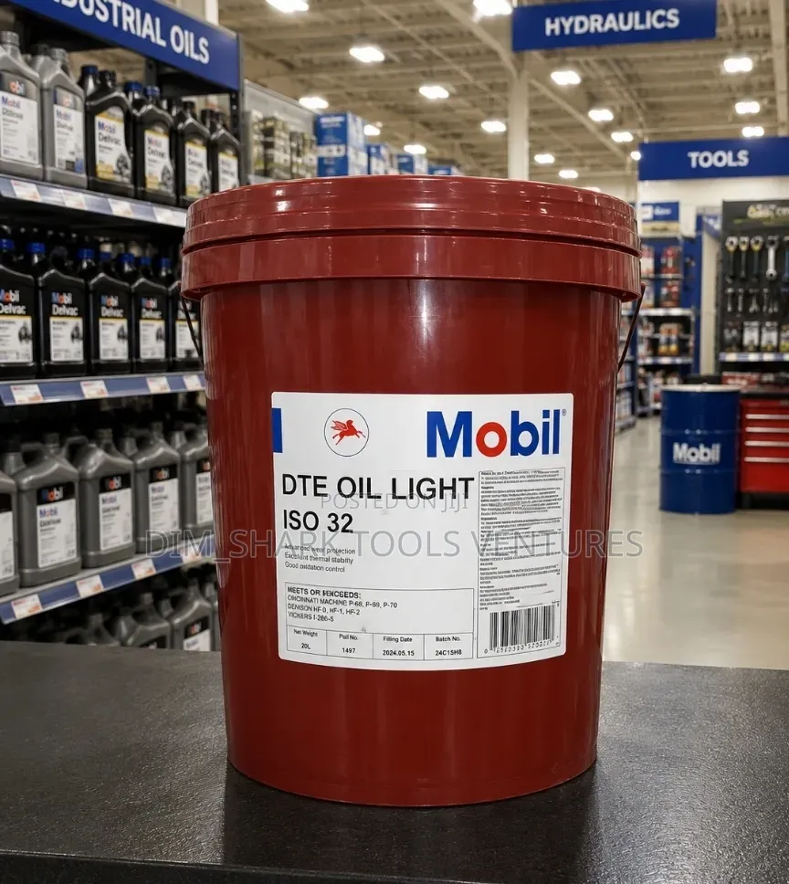 20-Liter Pail of Mobil DTE Oil Light, a Premium Circulating Lubricant