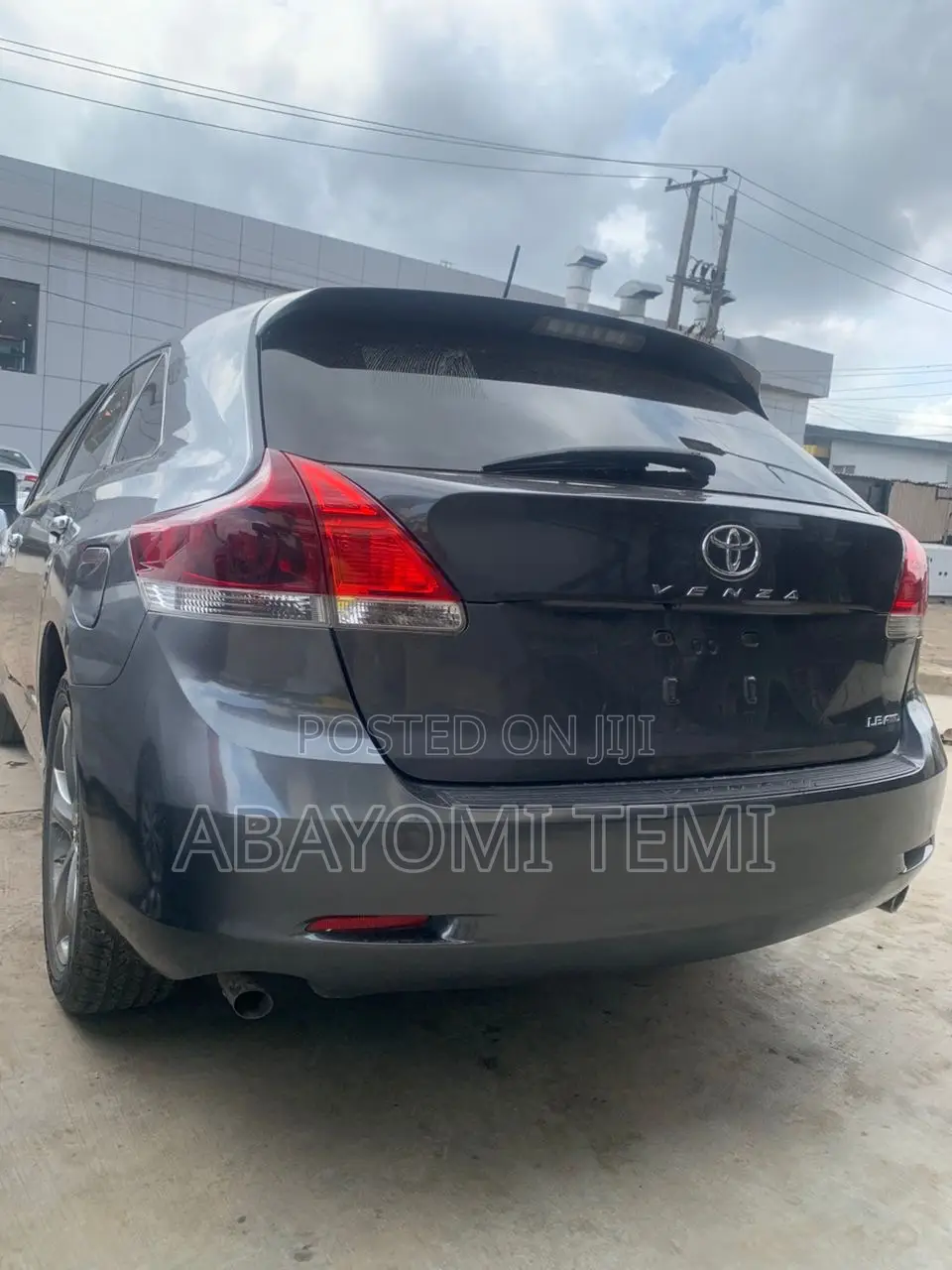 Toyota Venza LE 2012 Gray