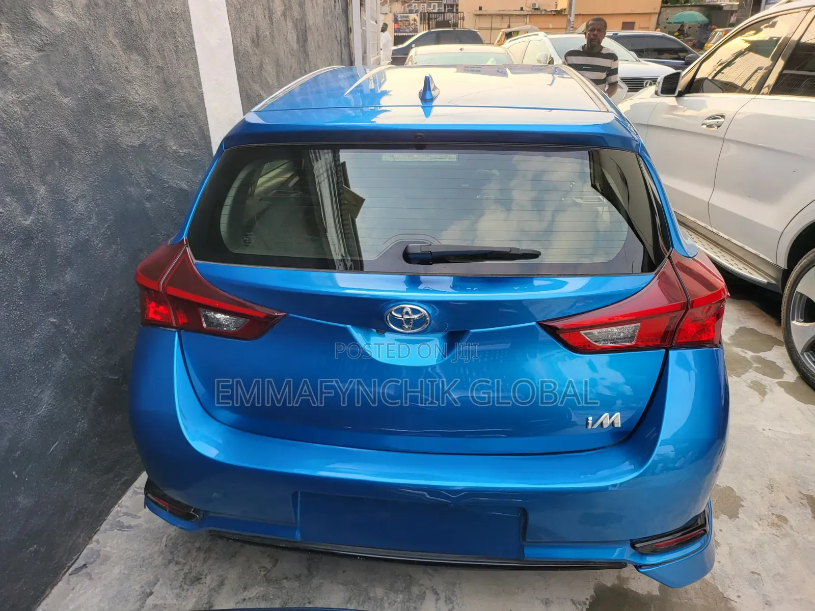 Toyota Corolla XSE 4dr Sedan (1.8L 4cyl CVT) 2017 Blue