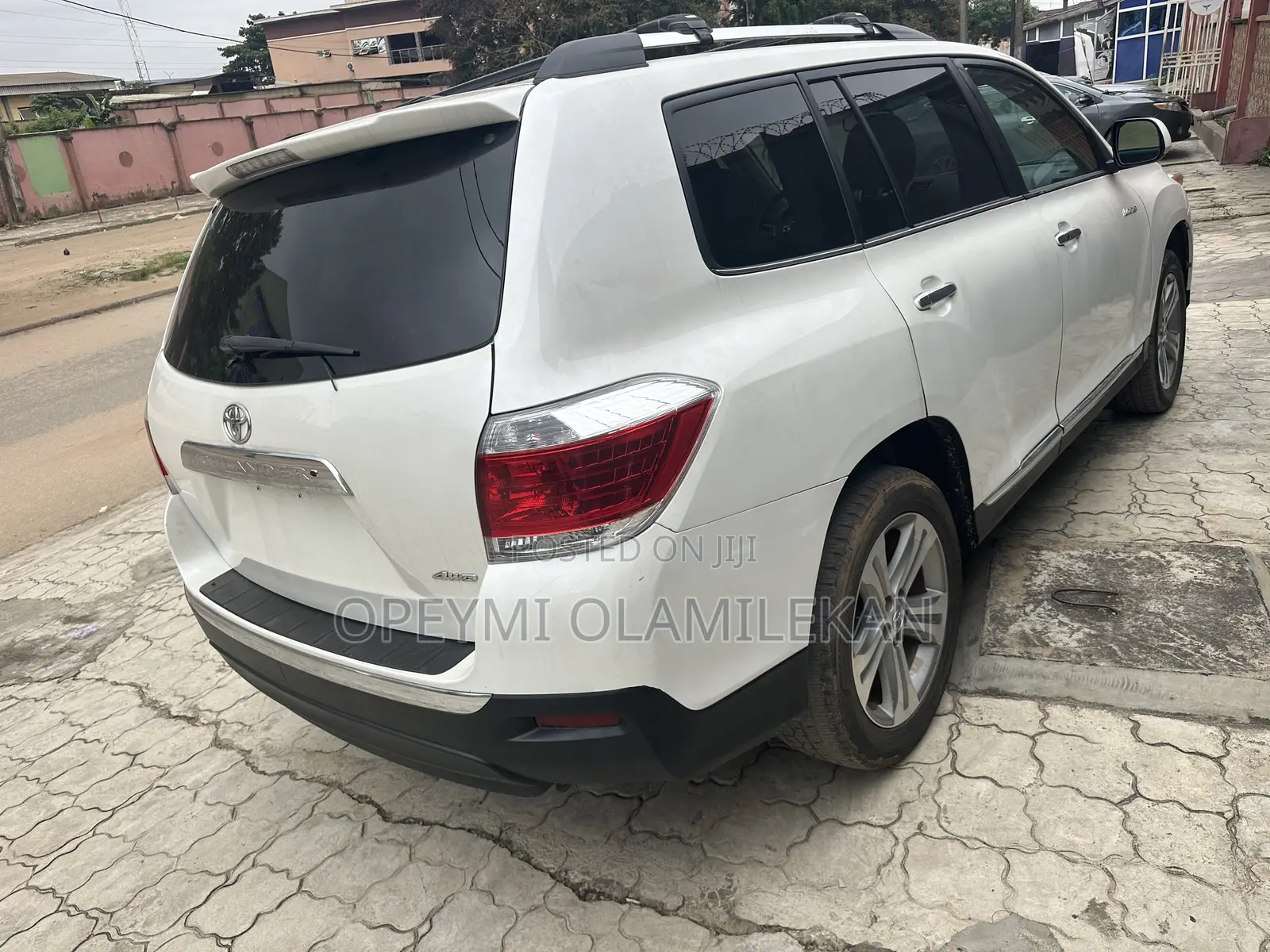 Toyota Highlander Limited 3.5l 4WD 2013 White