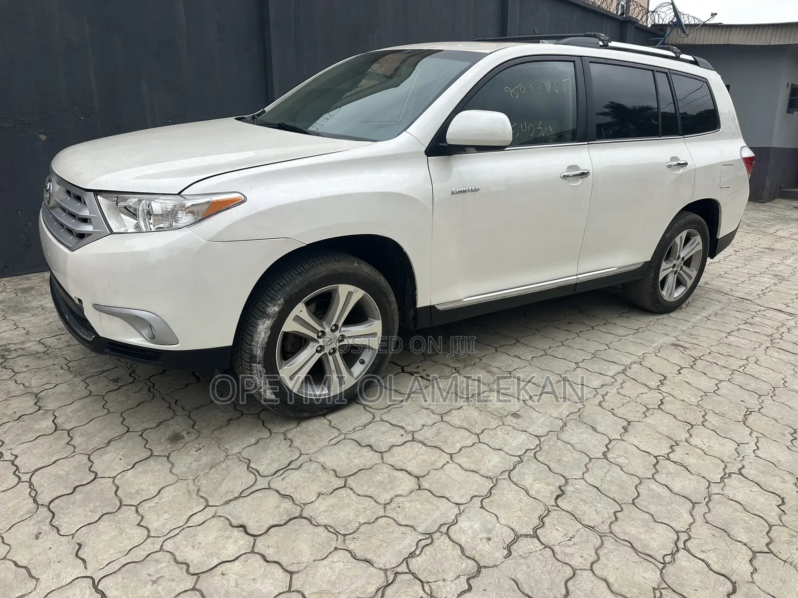 Toyota Highlander Limited 3.5l 4WD 2013 White