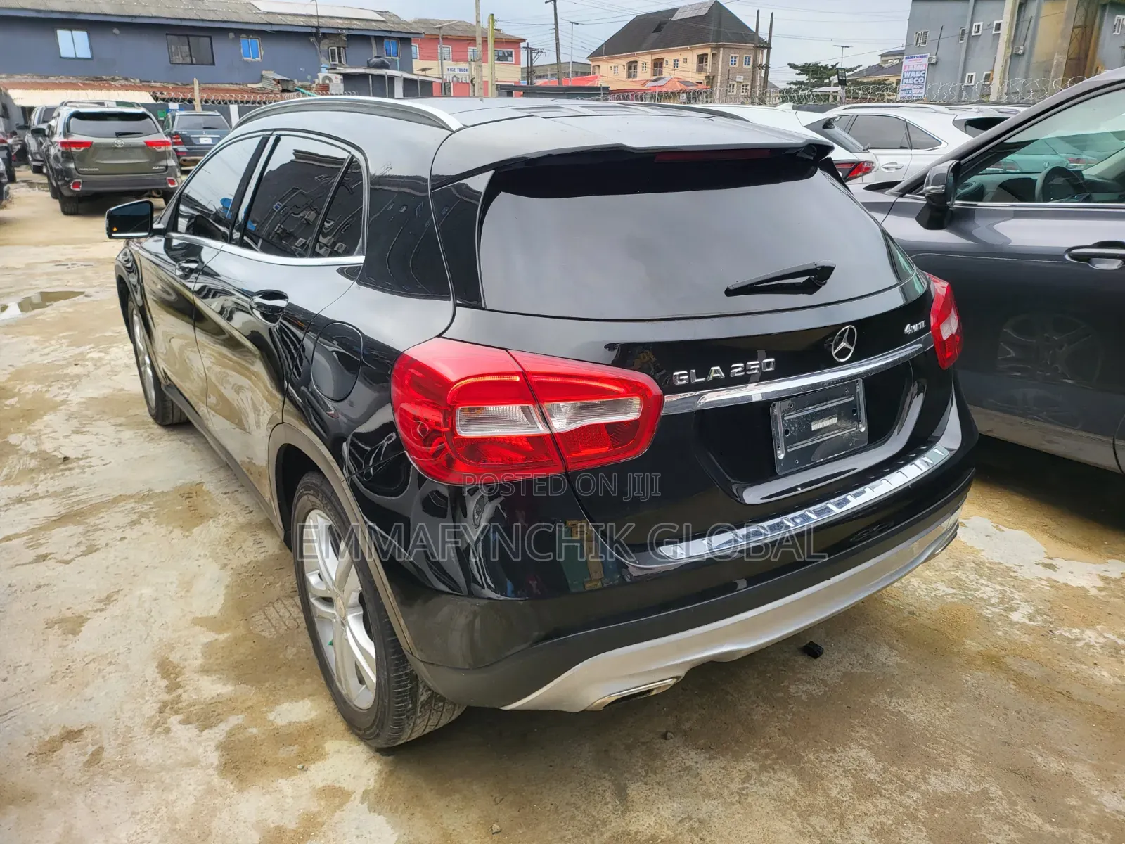 Mercedes-Benz GLA 250 2016 Black
