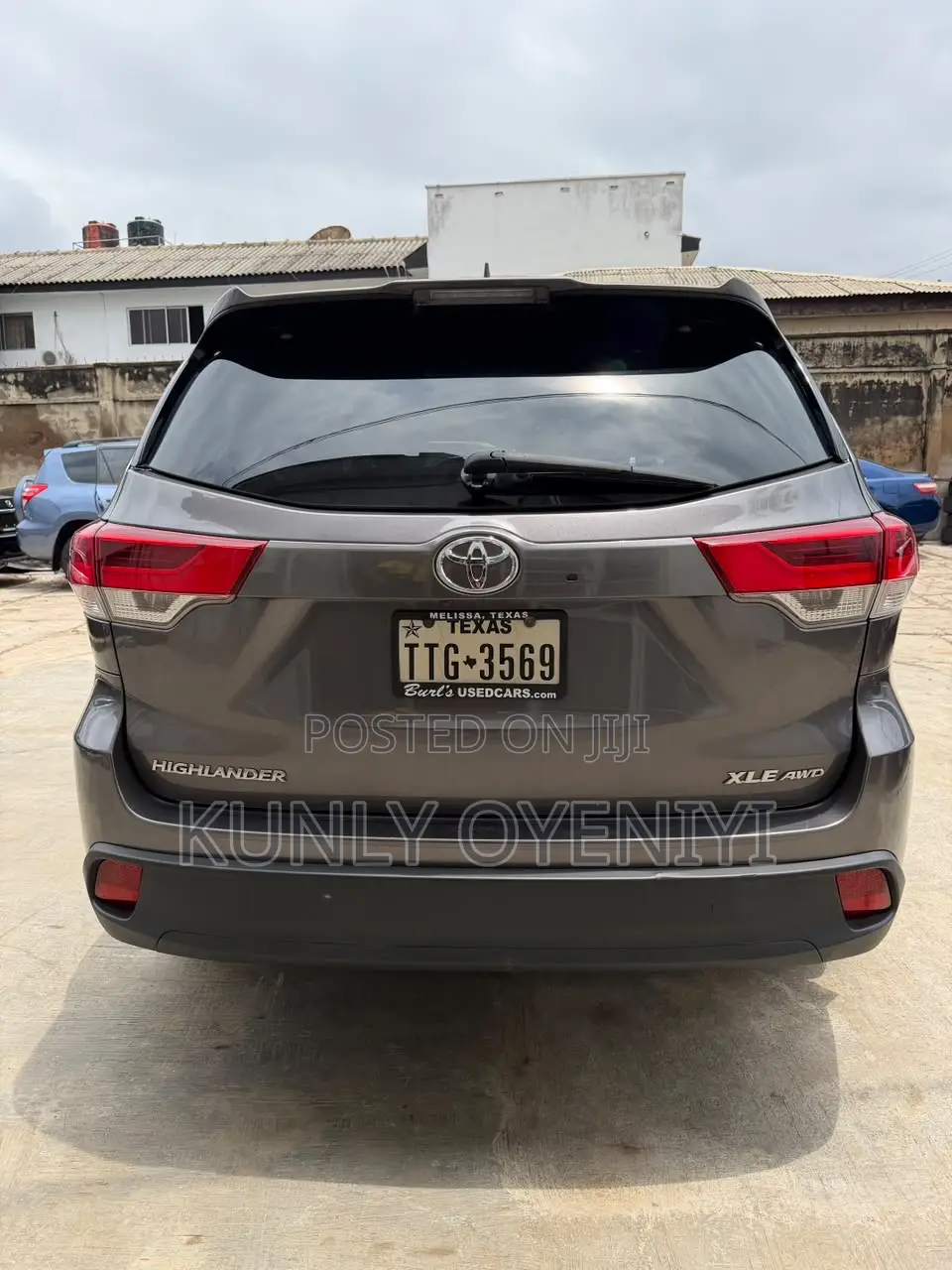 Toyota Highlander XLE 2019 Gray