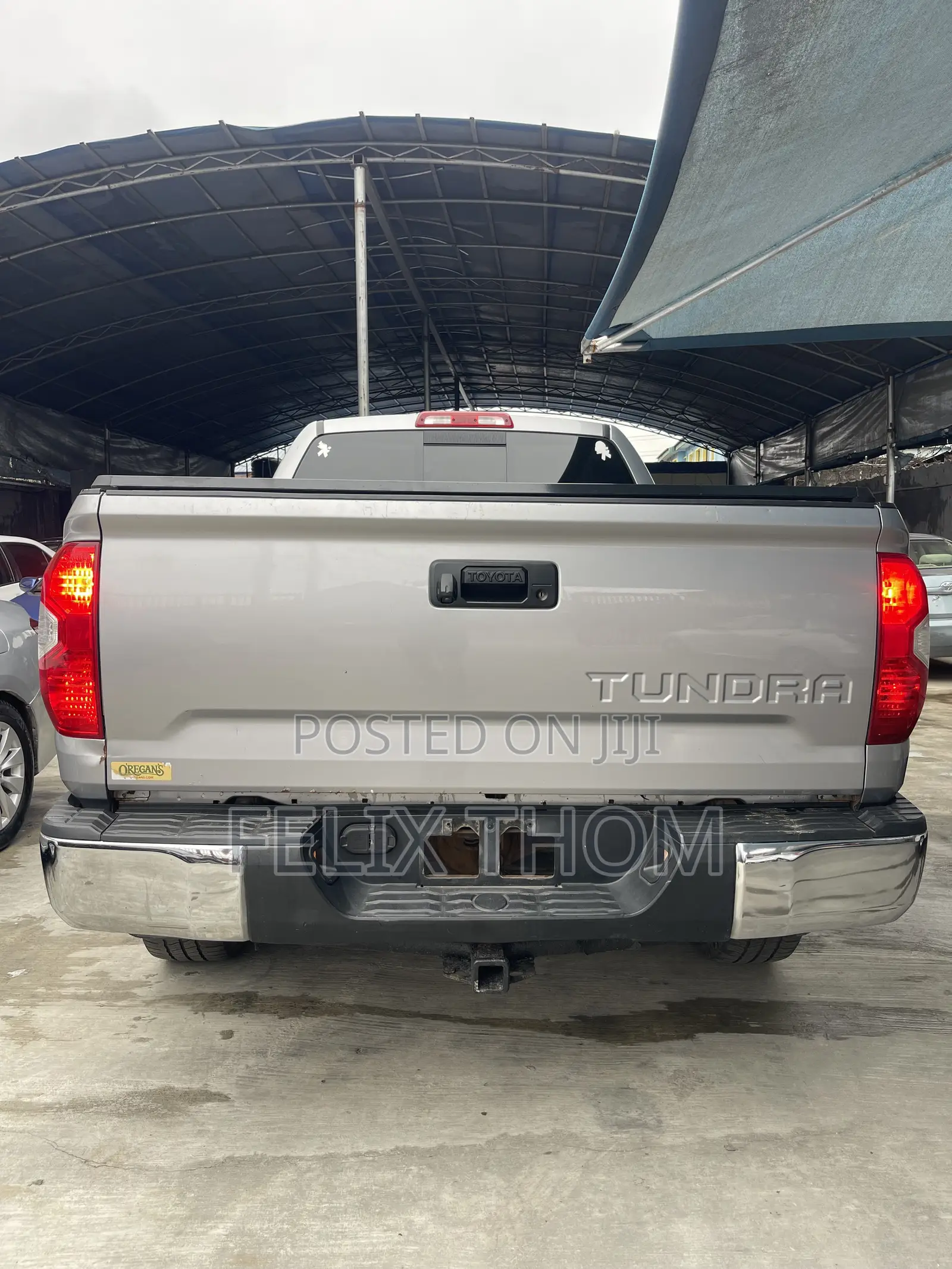 Toyota Tundra SR5 4dr Double Cab SB (4.6L 8cyl 6A) 2015 Gray