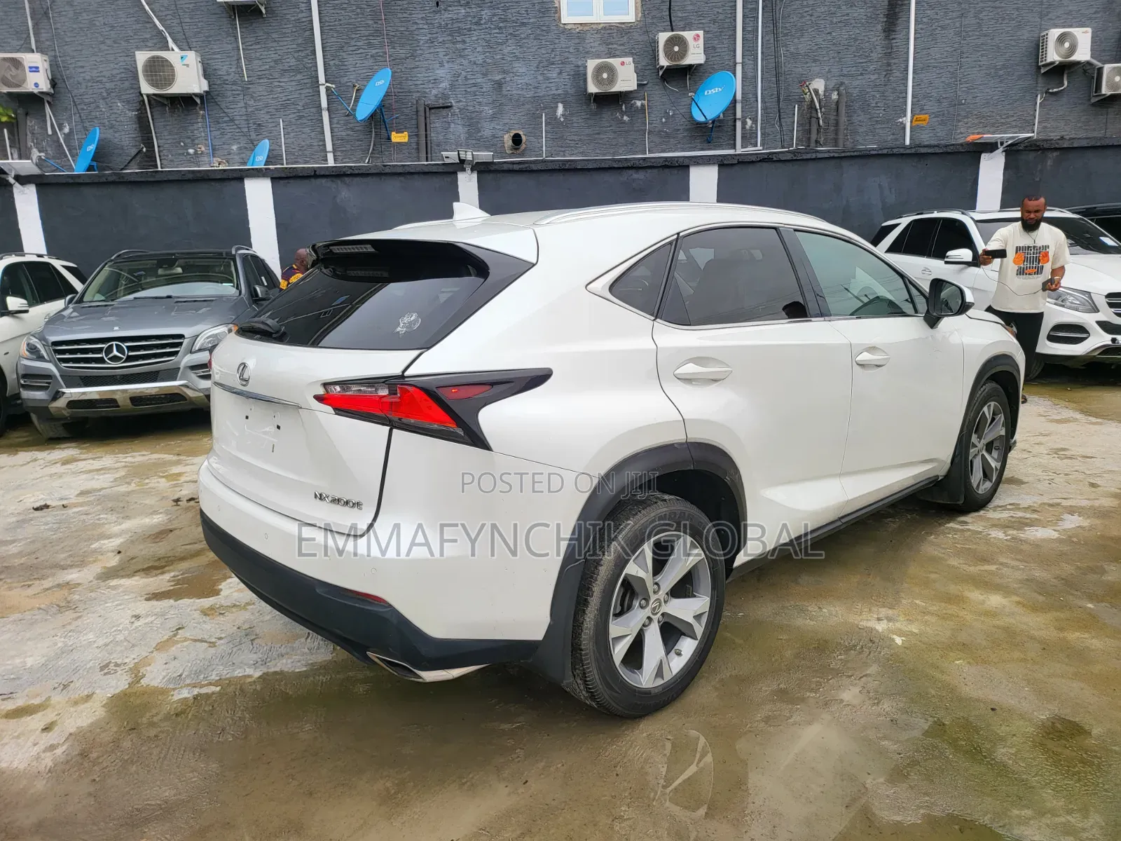 Lexus NX 200t FWD 2017 White