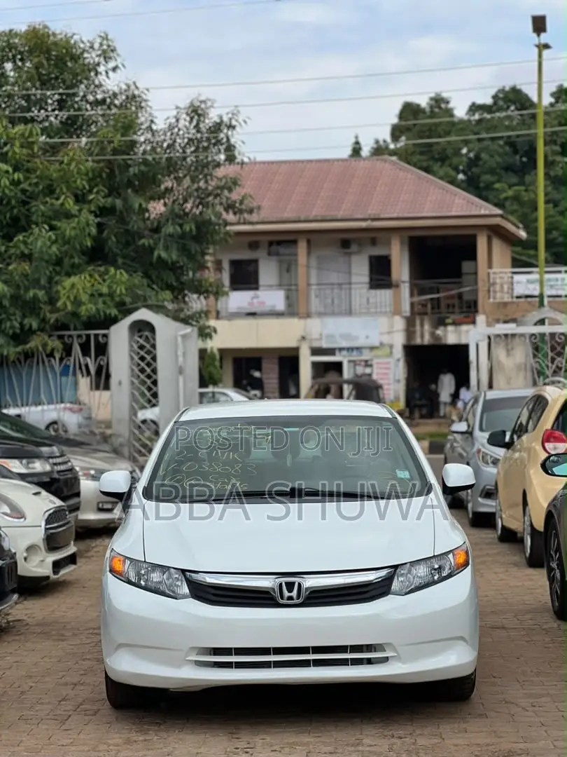 Honda Civic 2012 White