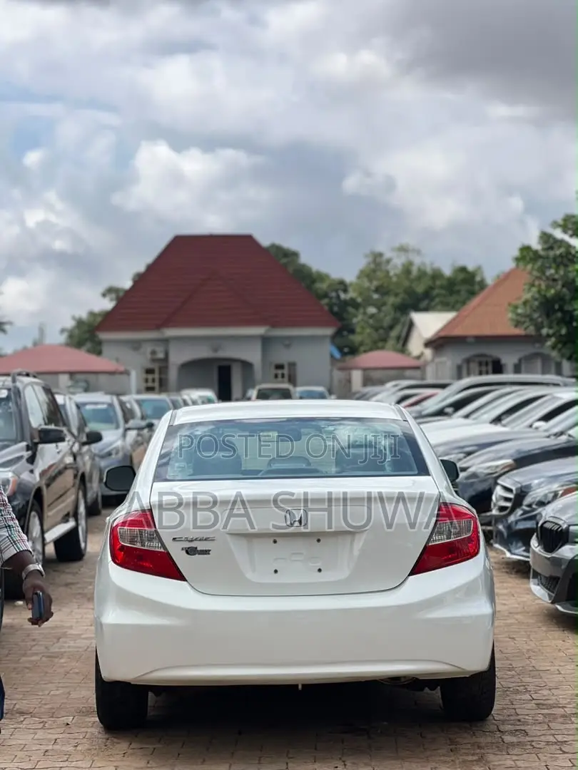 Honda Civic 2012 White