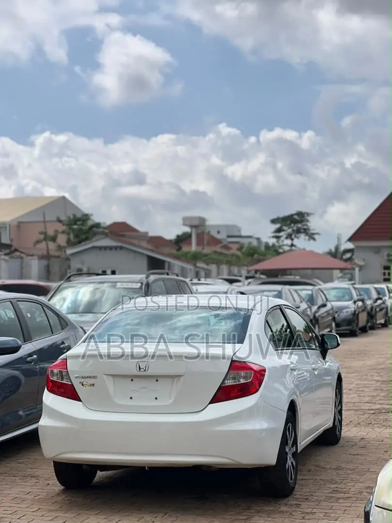 Honda Civic 2012 White