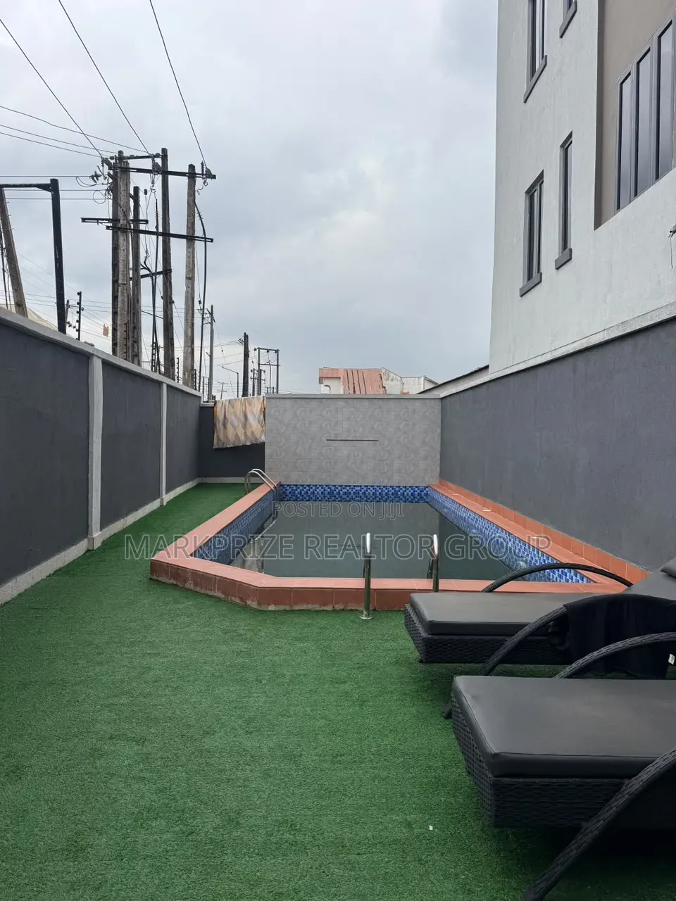4bdrm Duplex in Ogudu Gra Phase 1 for sale