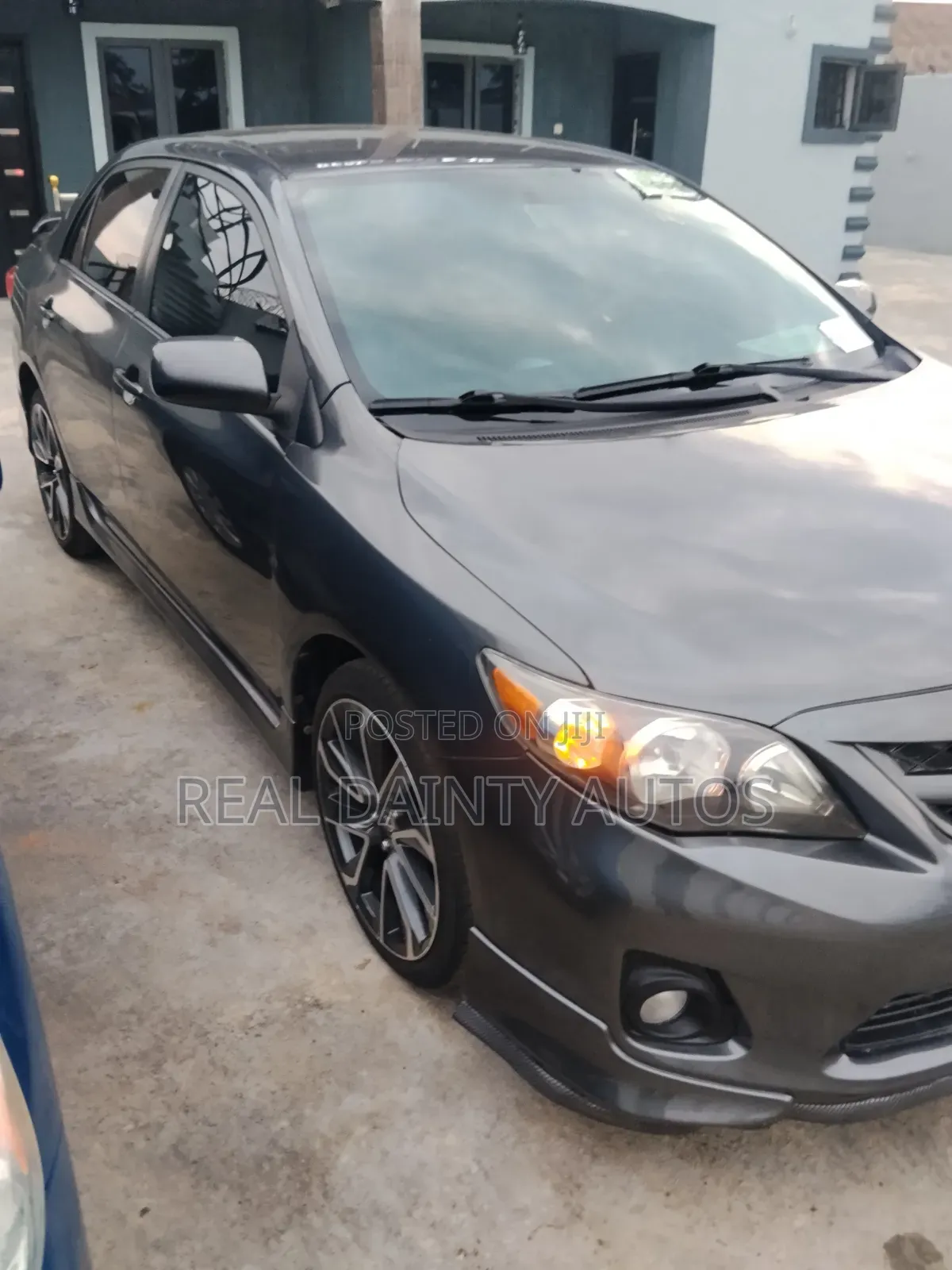 Toyota Corolla 2012 Gray
