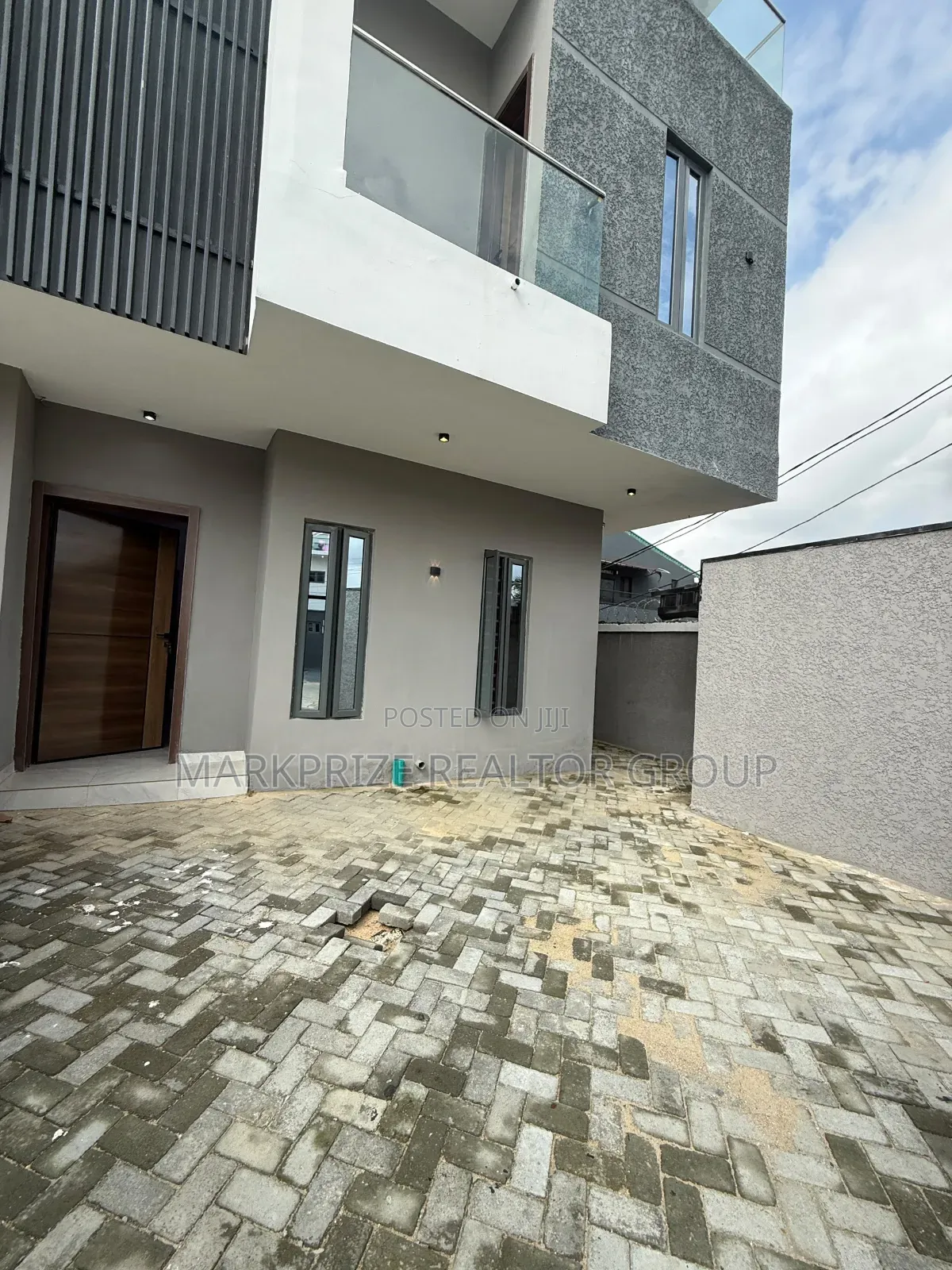 4bdrm Duplex in Ogudu Gra Phase 2 for sale