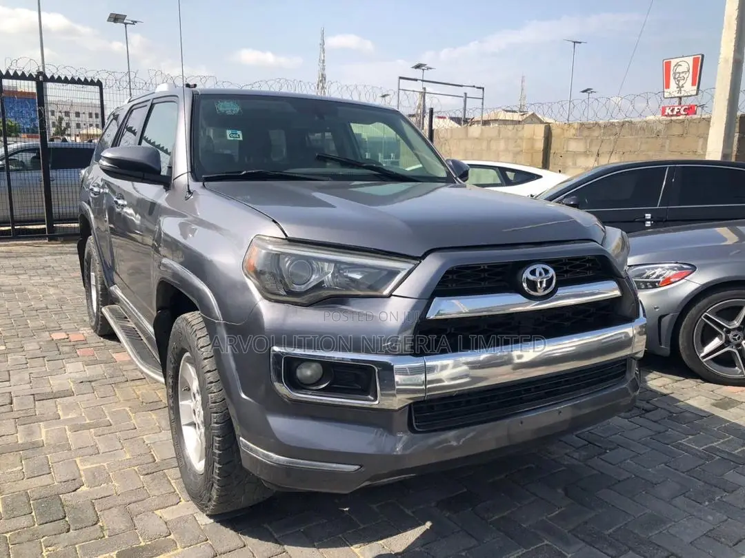 Toyota 4-Runner SR5 4WD 2011 Gray