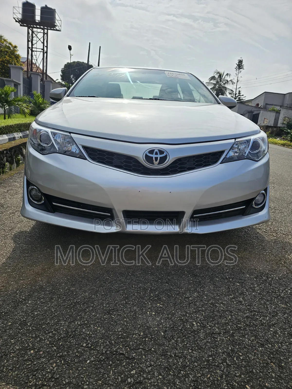 Toyota Camry 2012 Silver