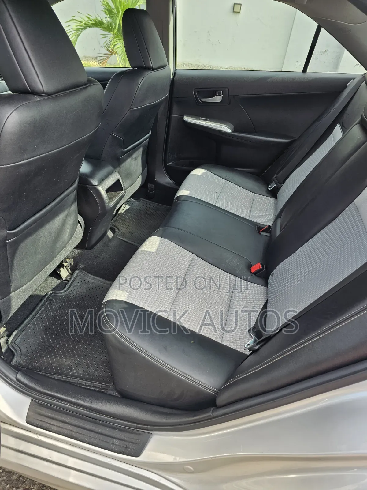 Toyota Camry 2012 Silver