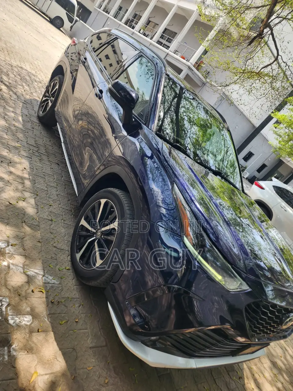 Toyota Highlander 2022 Blue