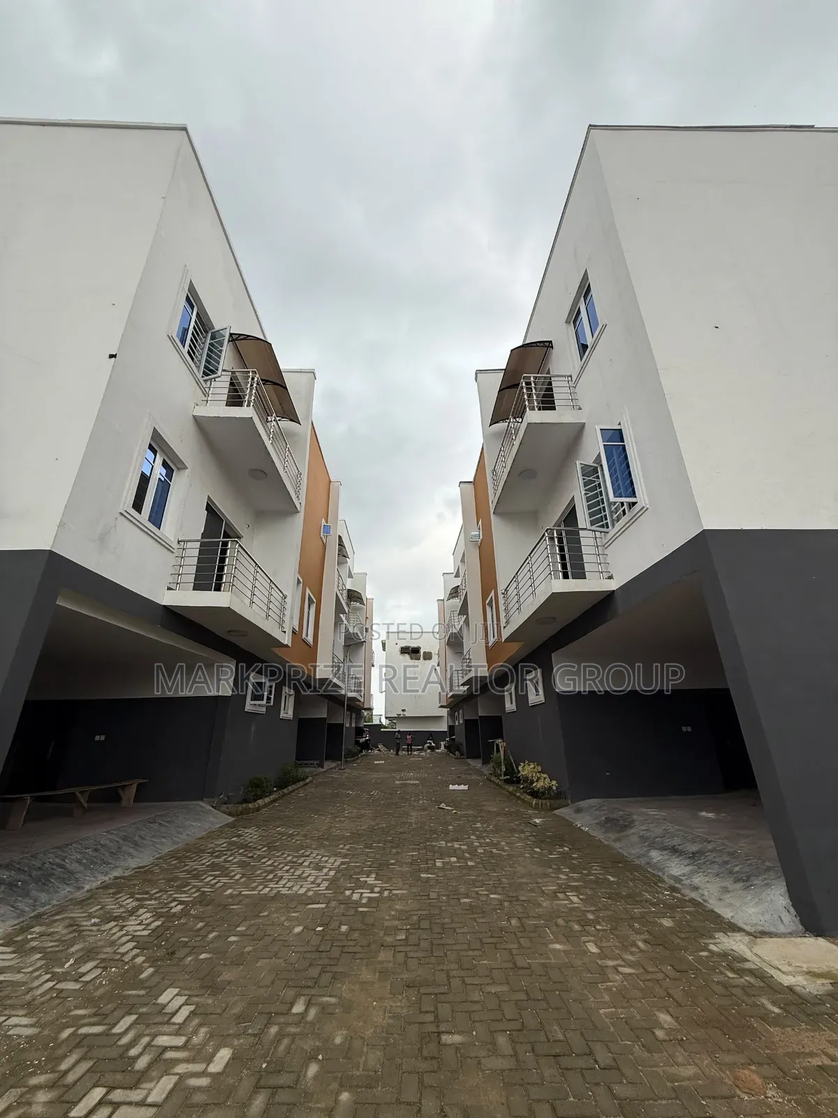 4bdrm Duplex in Ogudu Gra 2 for sale