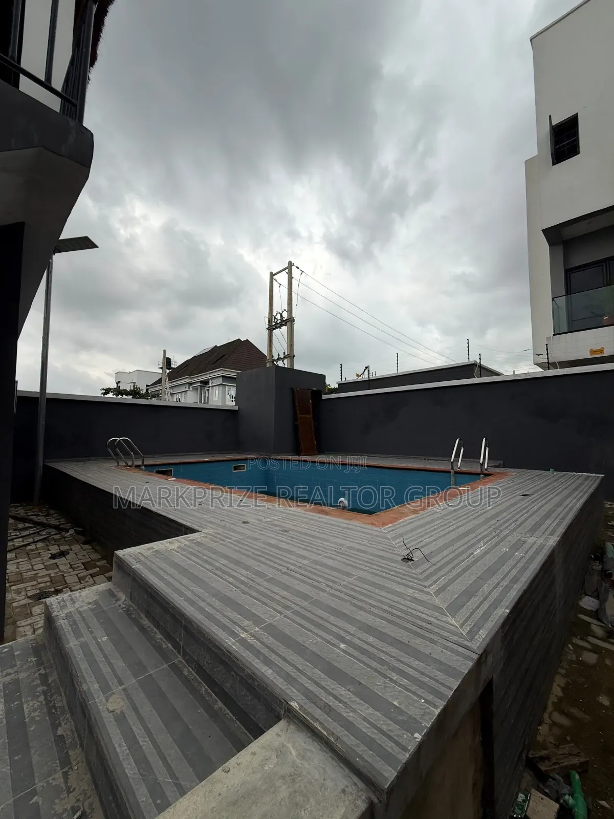4bdrm Duplex in Ogudu Gra 2 for sale