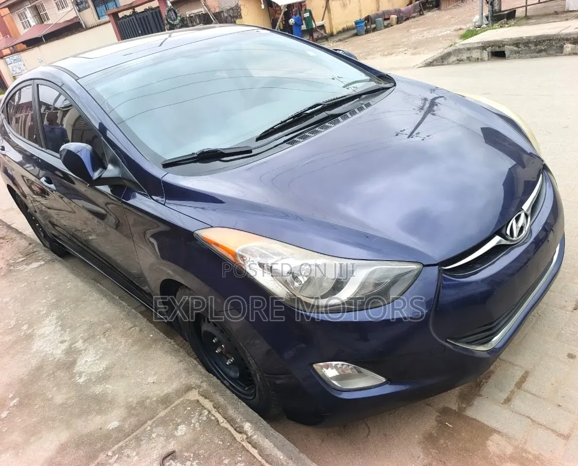 Hyundai Elantra 2012 Blue