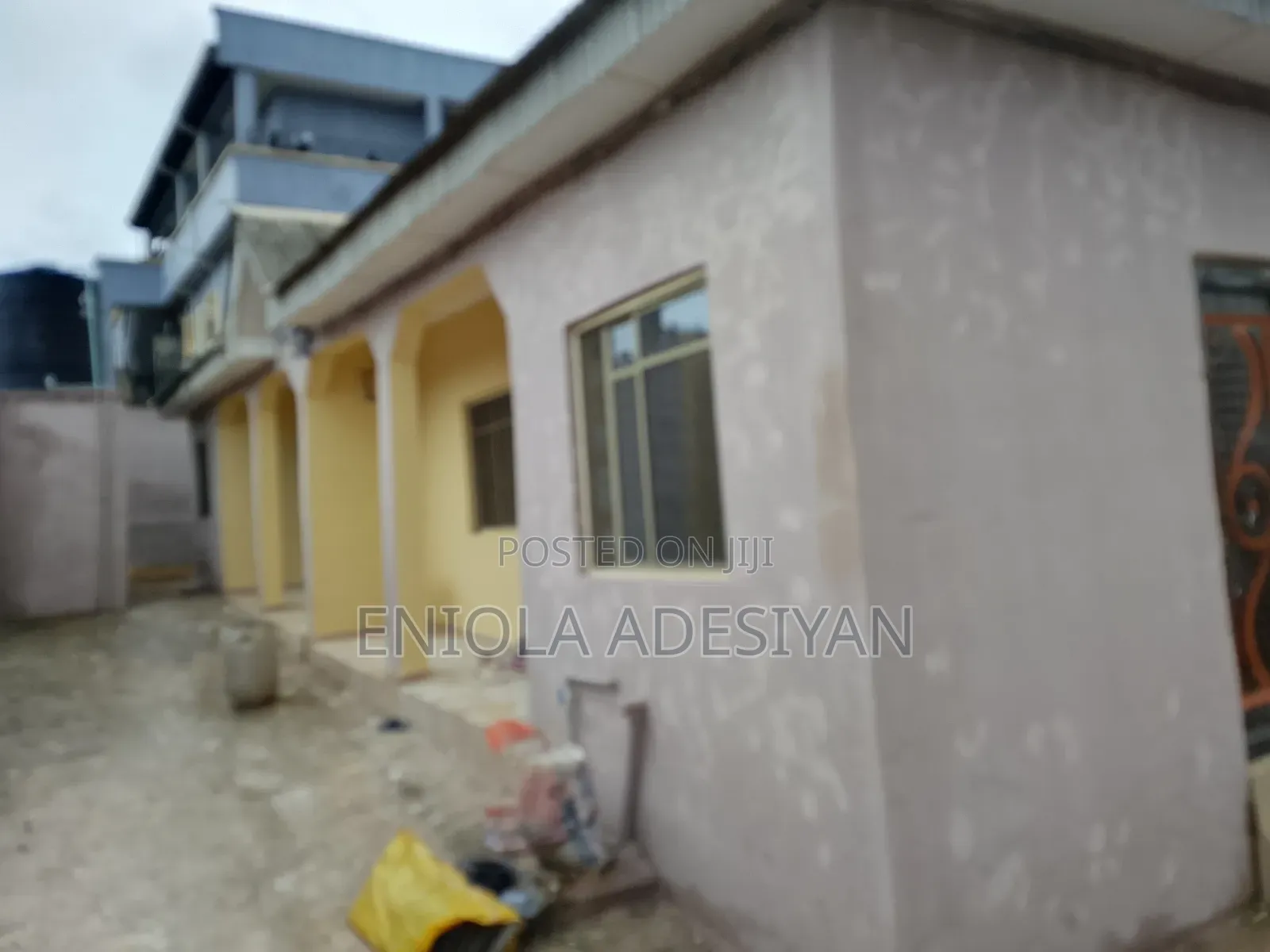 1bdrm Block of Flats in Igbolomu, Agric for rent