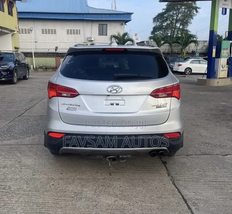 Hyundai Santa Fe 2015 Silver