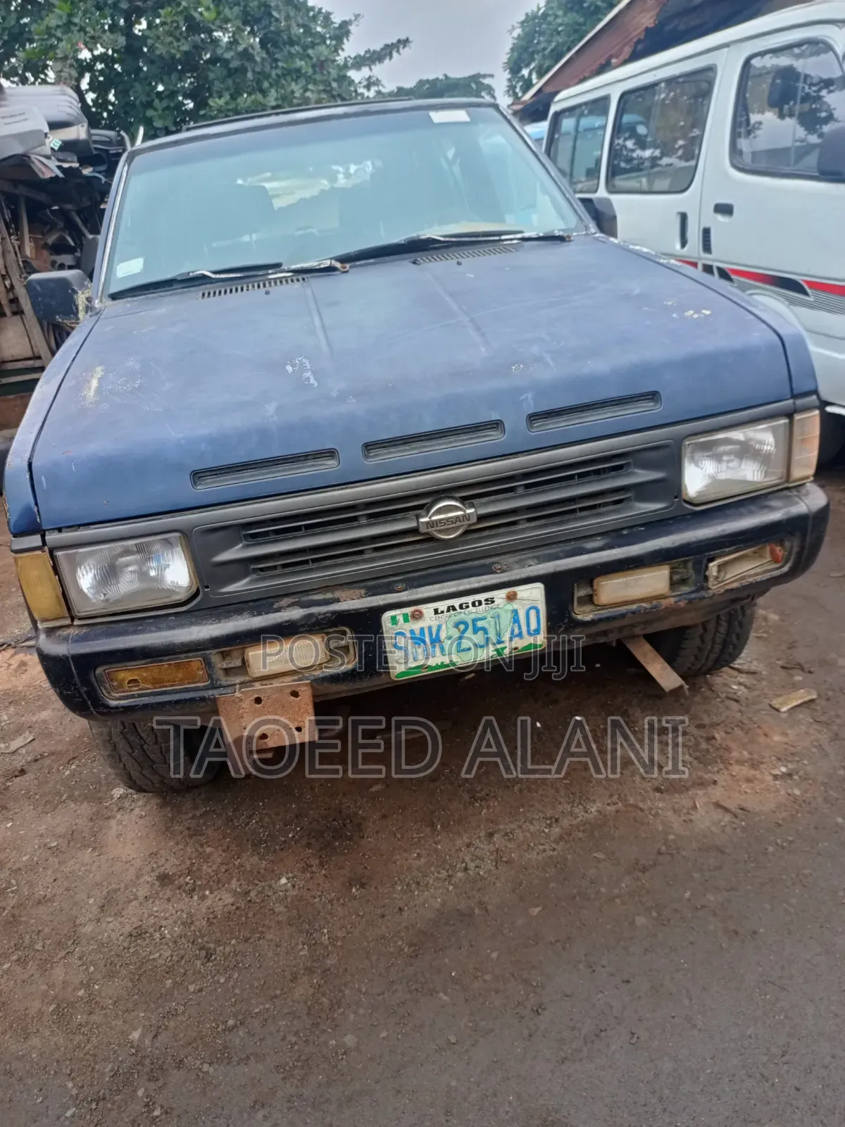 Nissan Pathfinder 1995 Blue