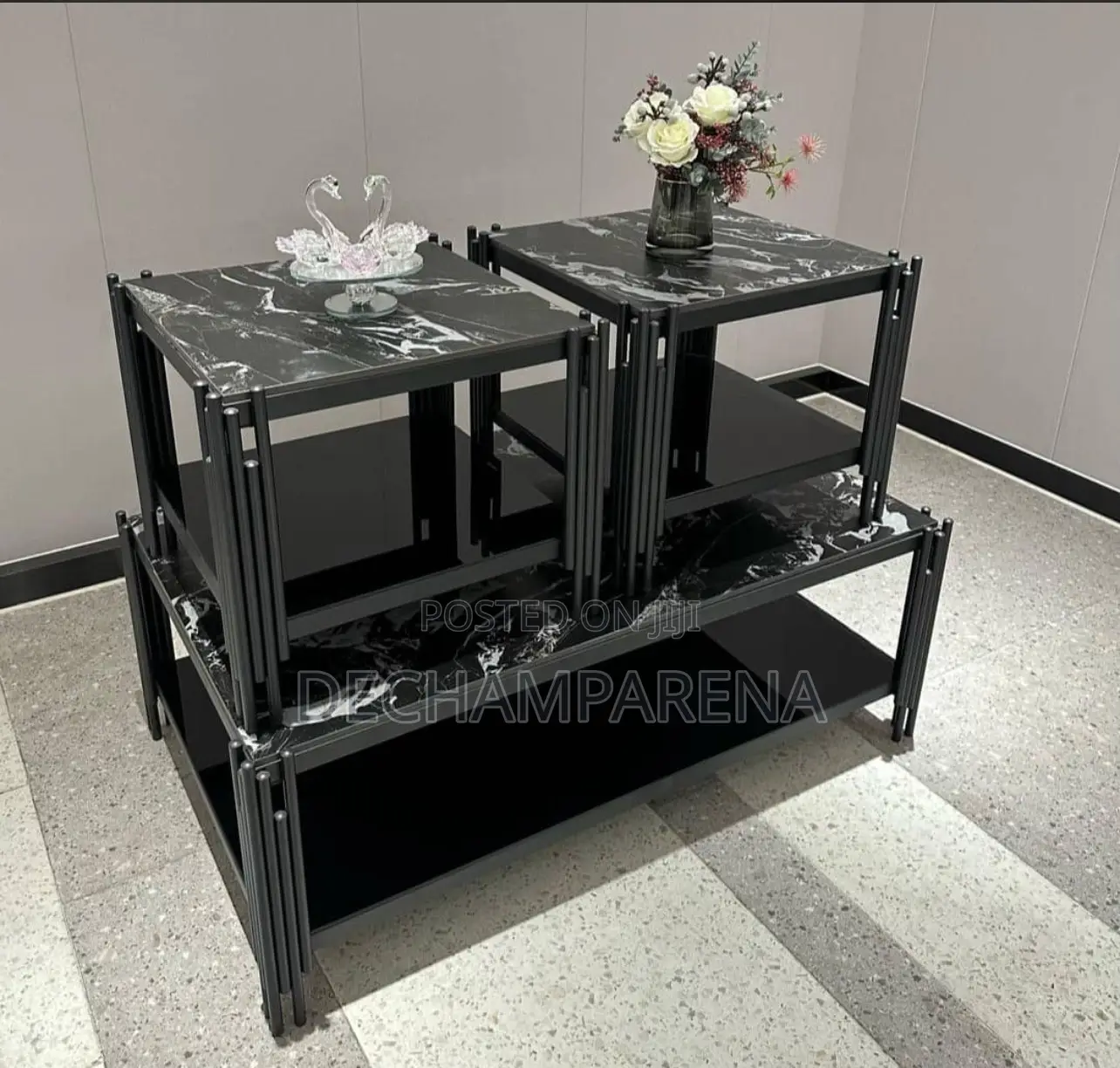 Carve Center Table With Double Sidestool