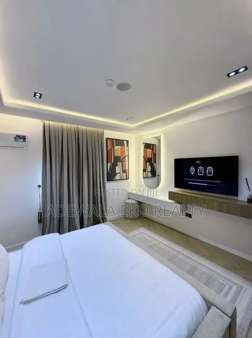 1-Bedroom Shortlet in Lekki Phase 1 – Smart Home|24/7 Power