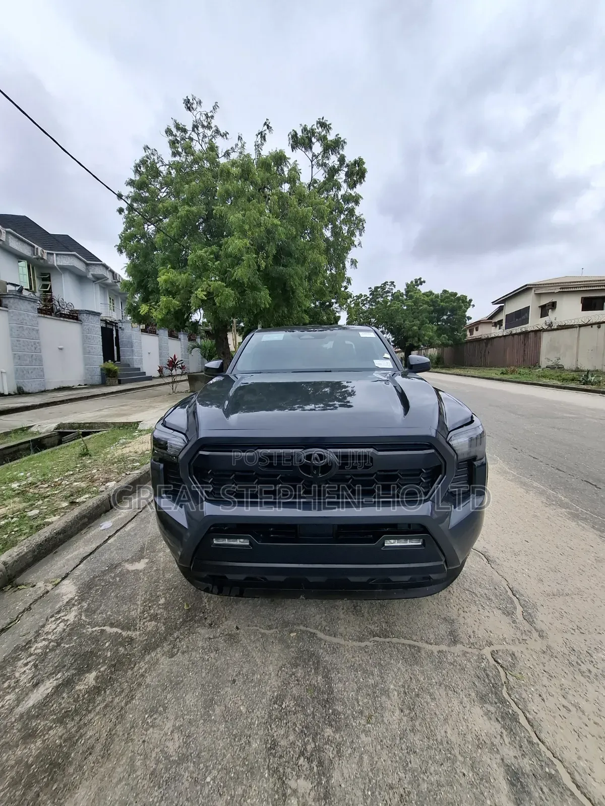 Toyota Tacoma 2025 Black