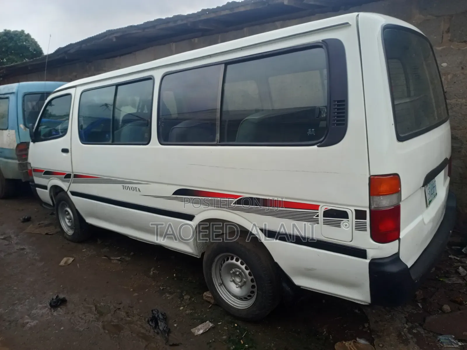 Toyota HiAce 1997 White
