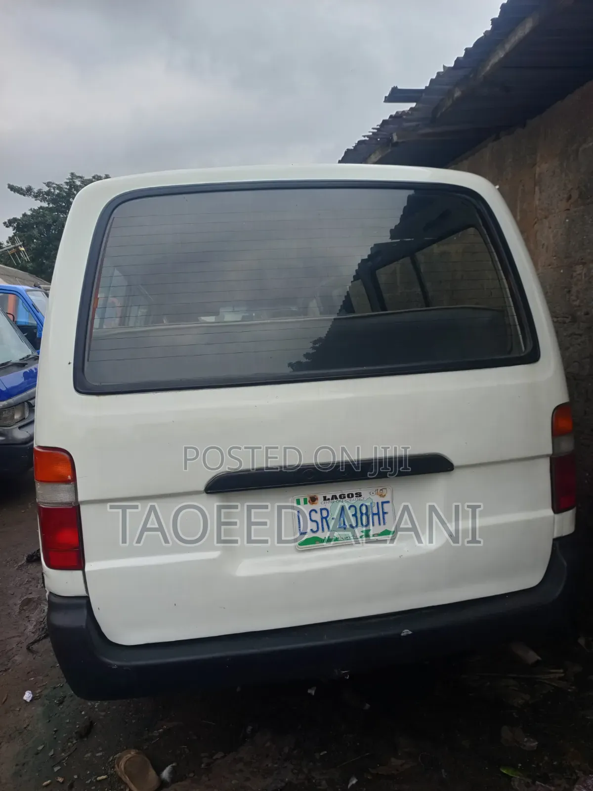 Toyota HiAce 1997 White
