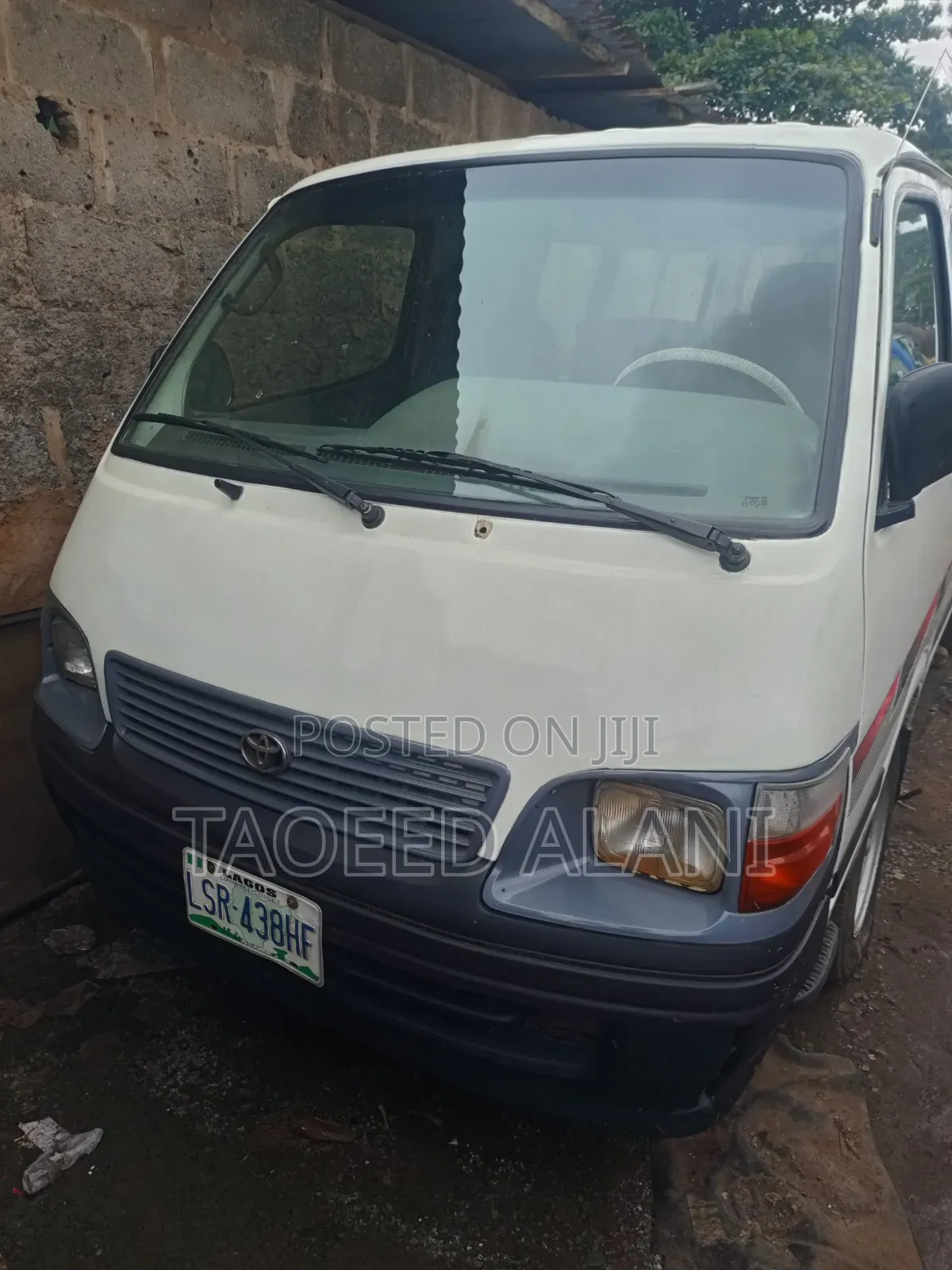 Toyota HiAce 1997 White