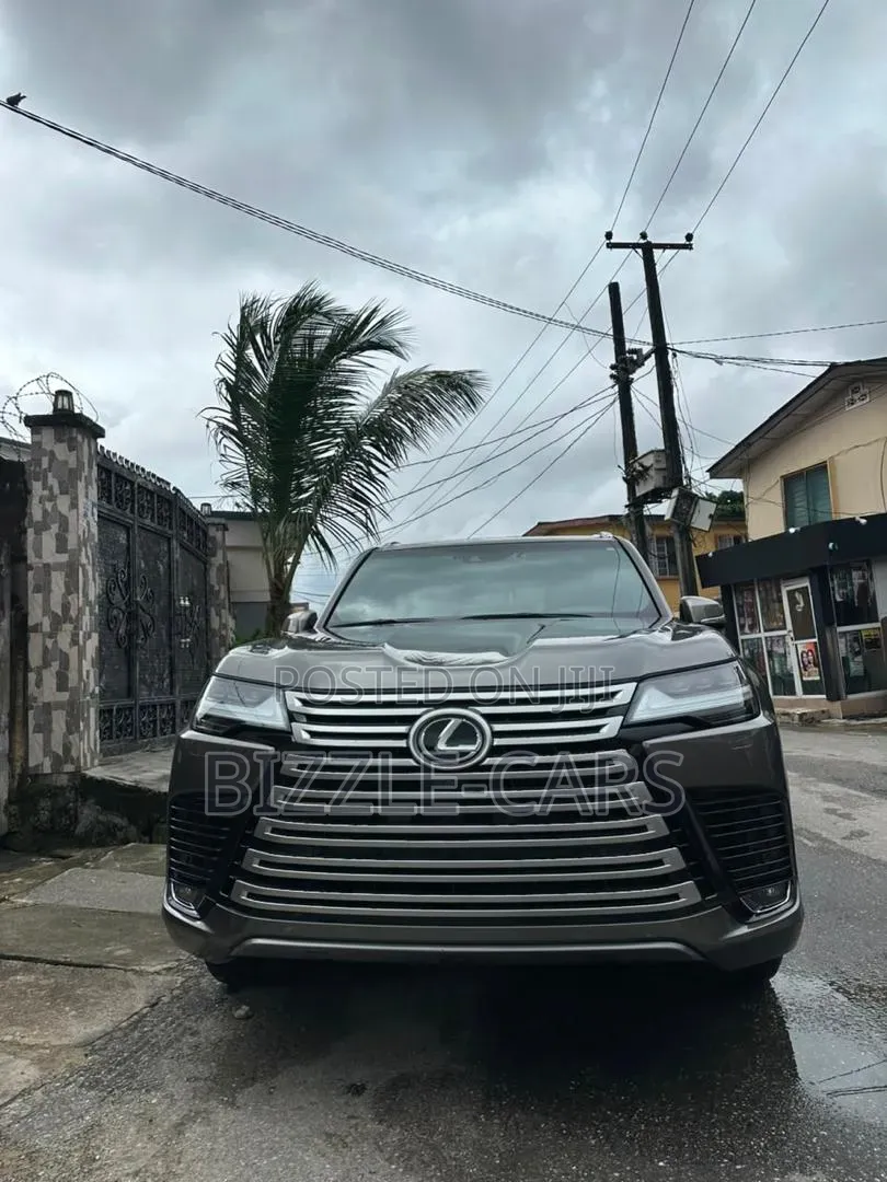 Lexus LX 2023 Gray