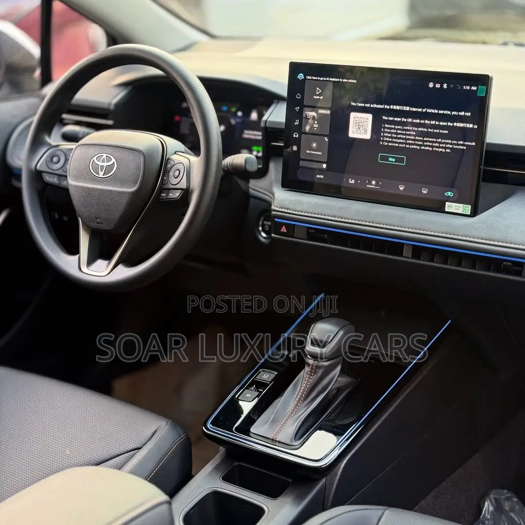 New Toyota Corolla XSE 2026 White