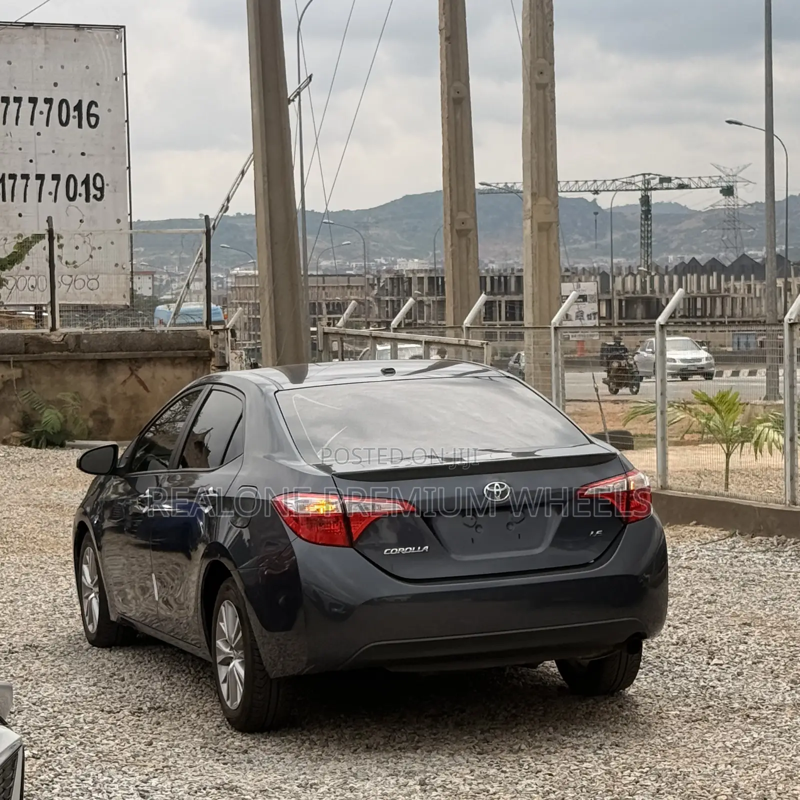 Toyota Corolla LE Eco 4dr Sedan (1.8L 4cyl CVT) 2015 Gray