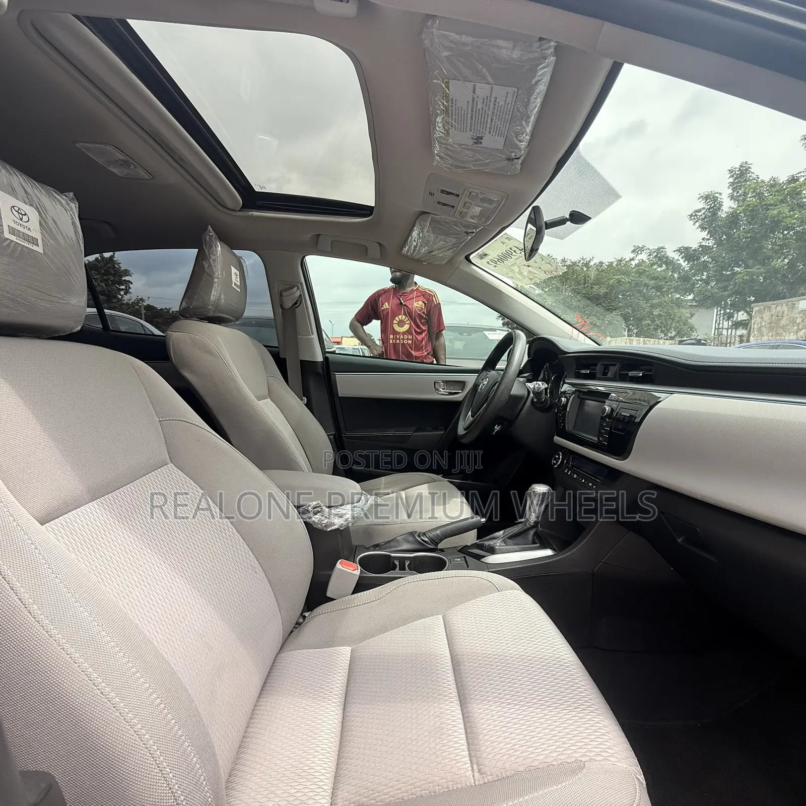 Toyota Corolla LE Eco 4dr Sedan (1.8L 4cyl CVT) 2015 Gray