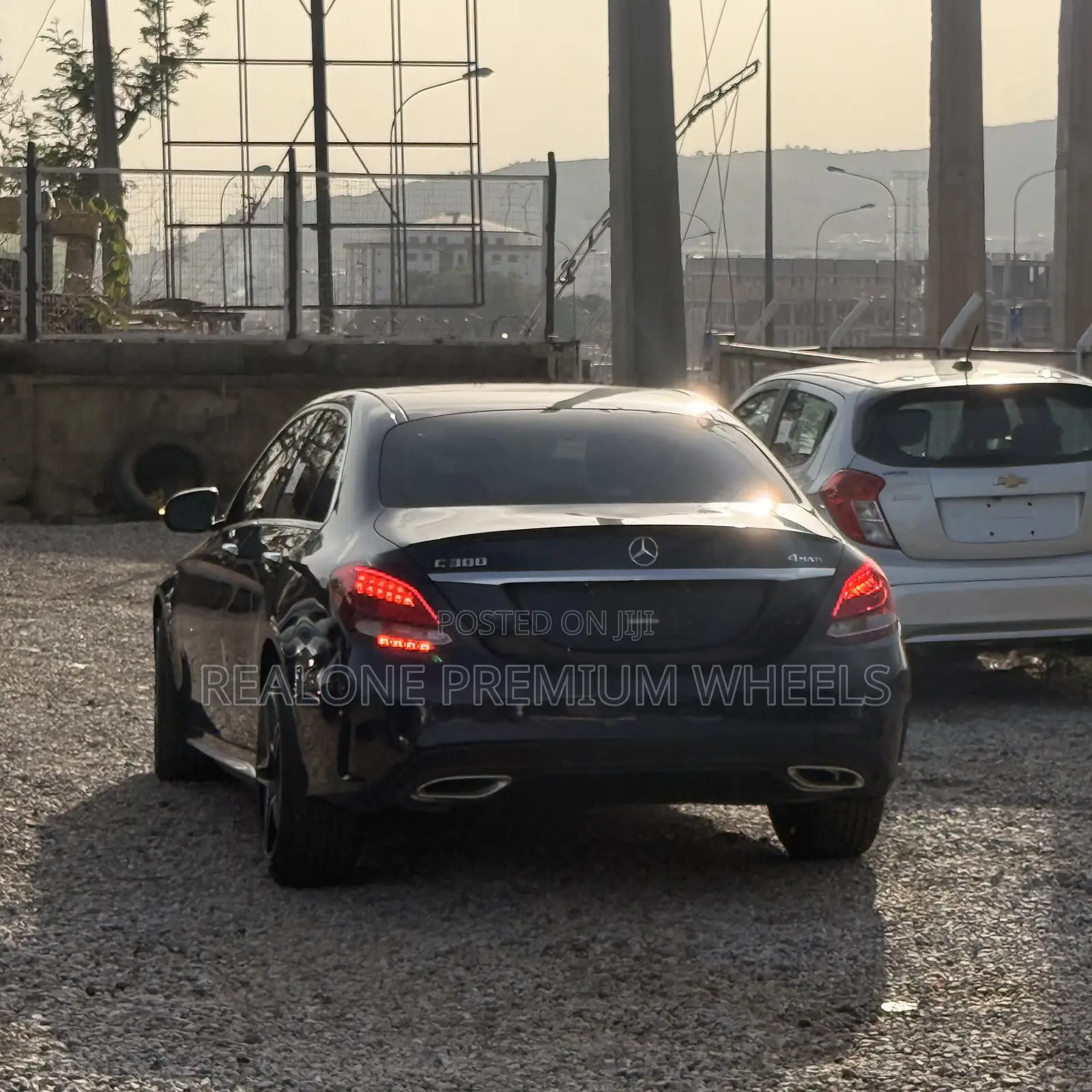 Mercedes-Benz C300 2016 Blue