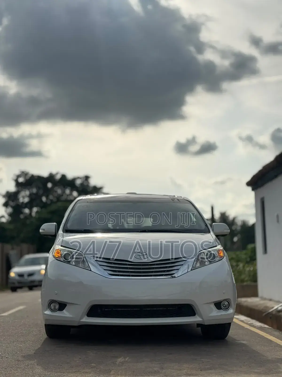 Toyota Sienna 2013 White