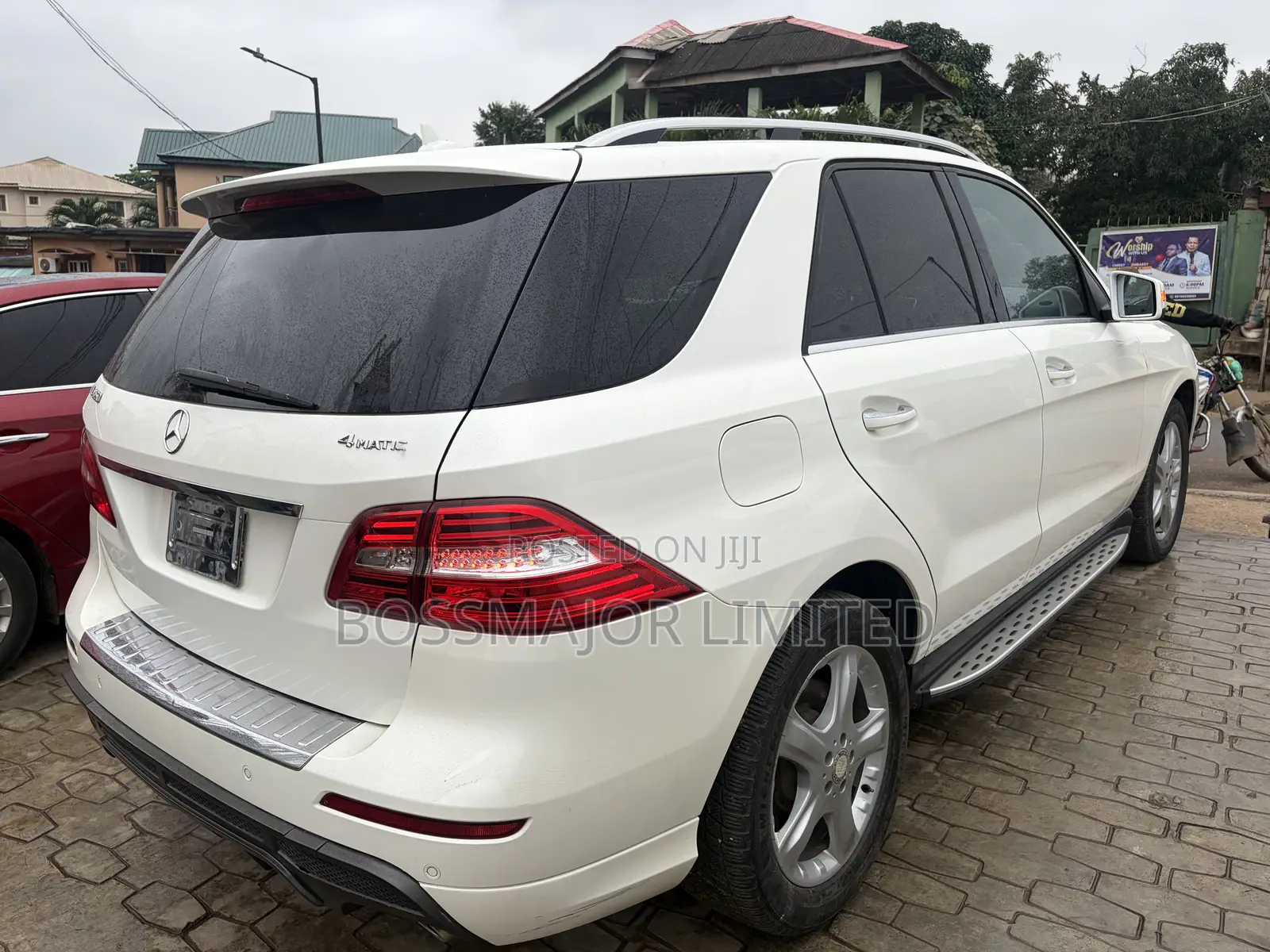 Mercedes-Benz M Class ML350 4MATIC 4dr SUV AWD (3.5L 6cyl 7A) 2014