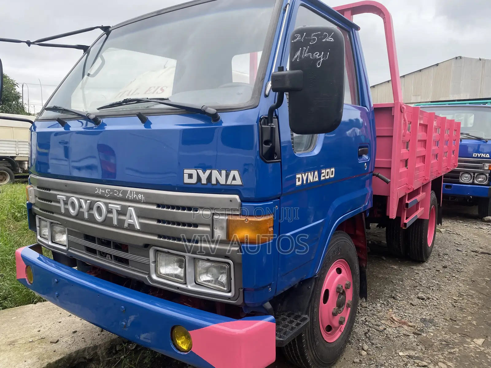 Toyota Dyna Direct Hand 200
