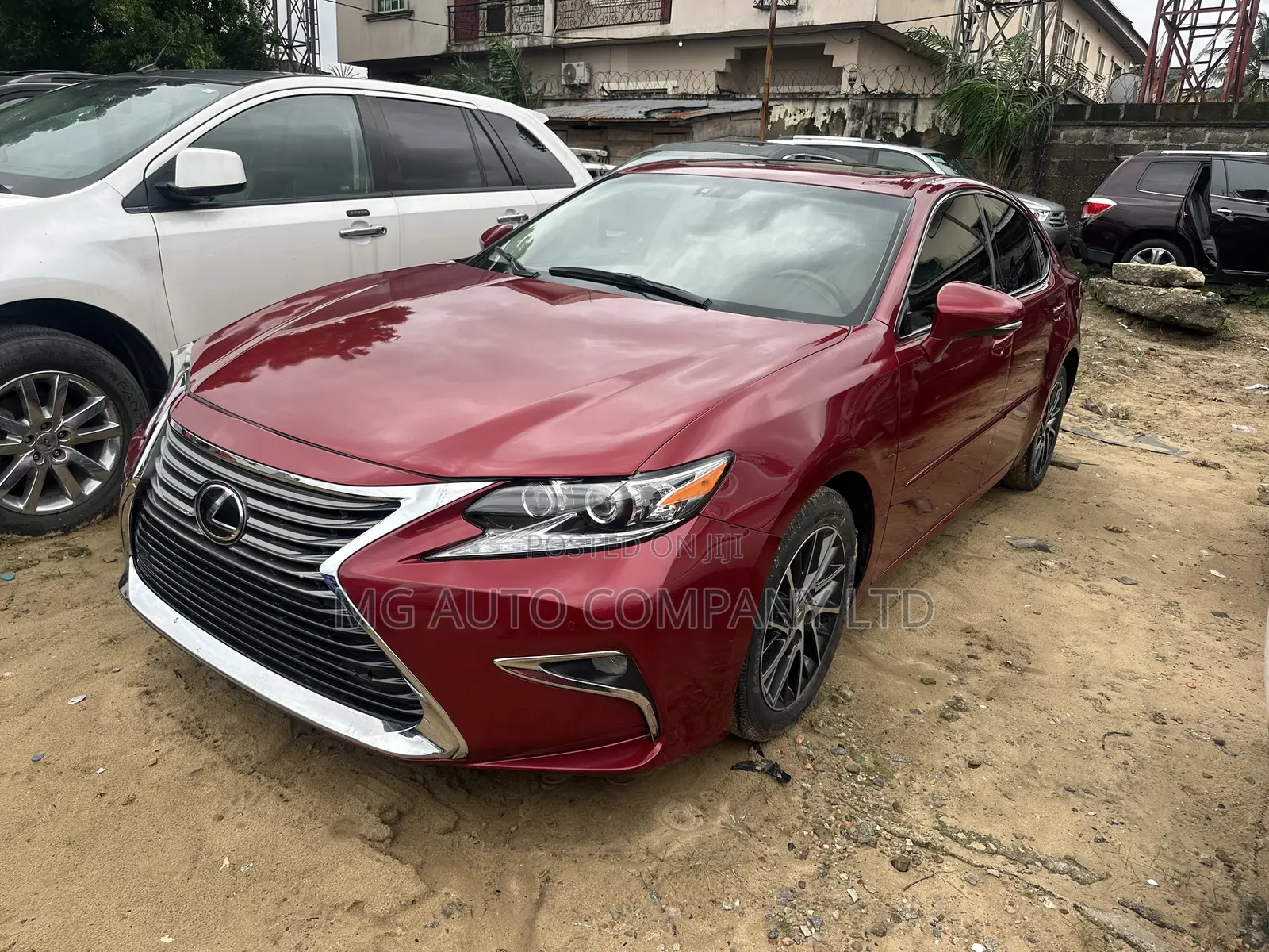 Lexus ES 350 FWD 2016 Red