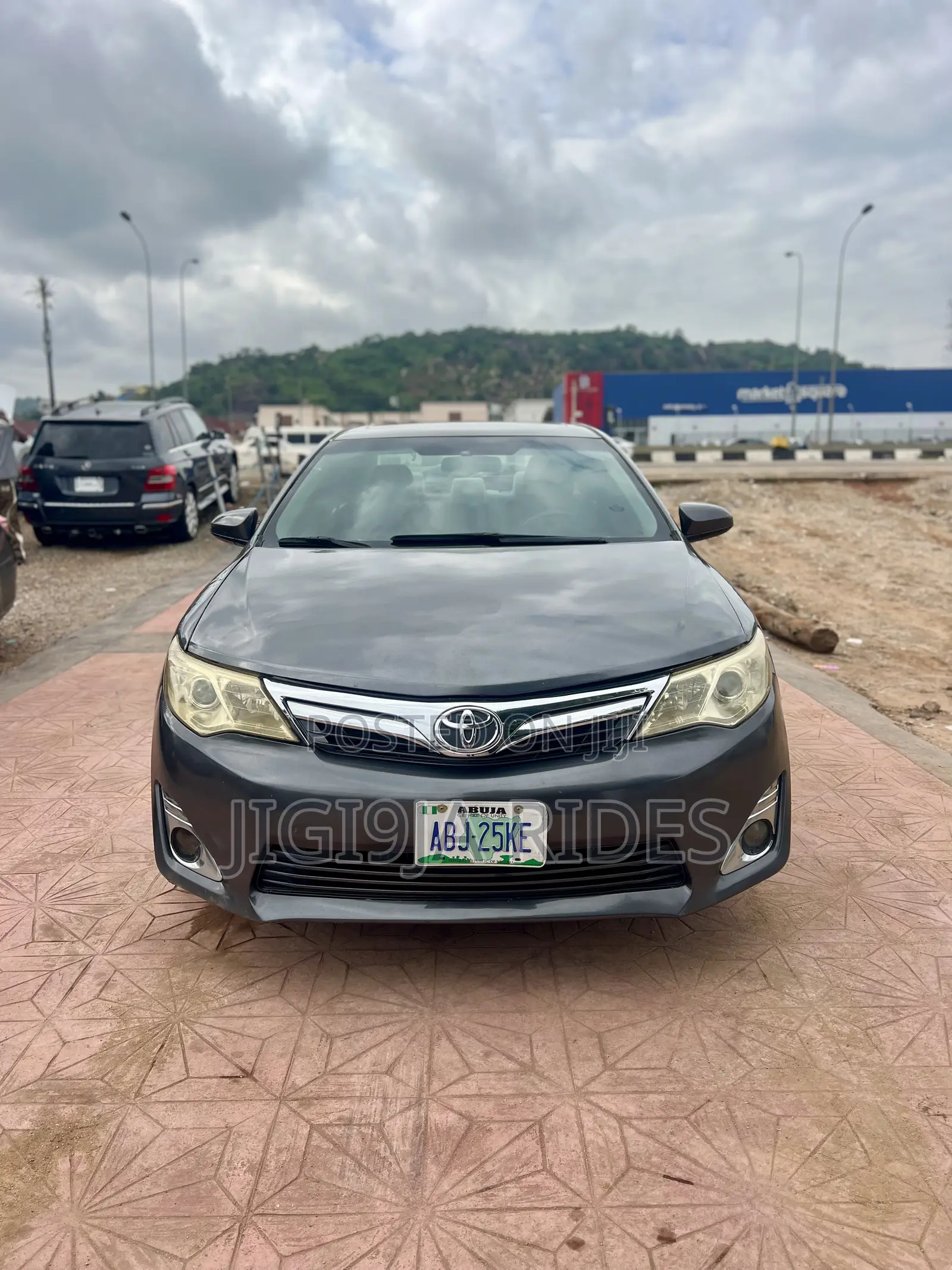 Toyota Camry 2023 Gray