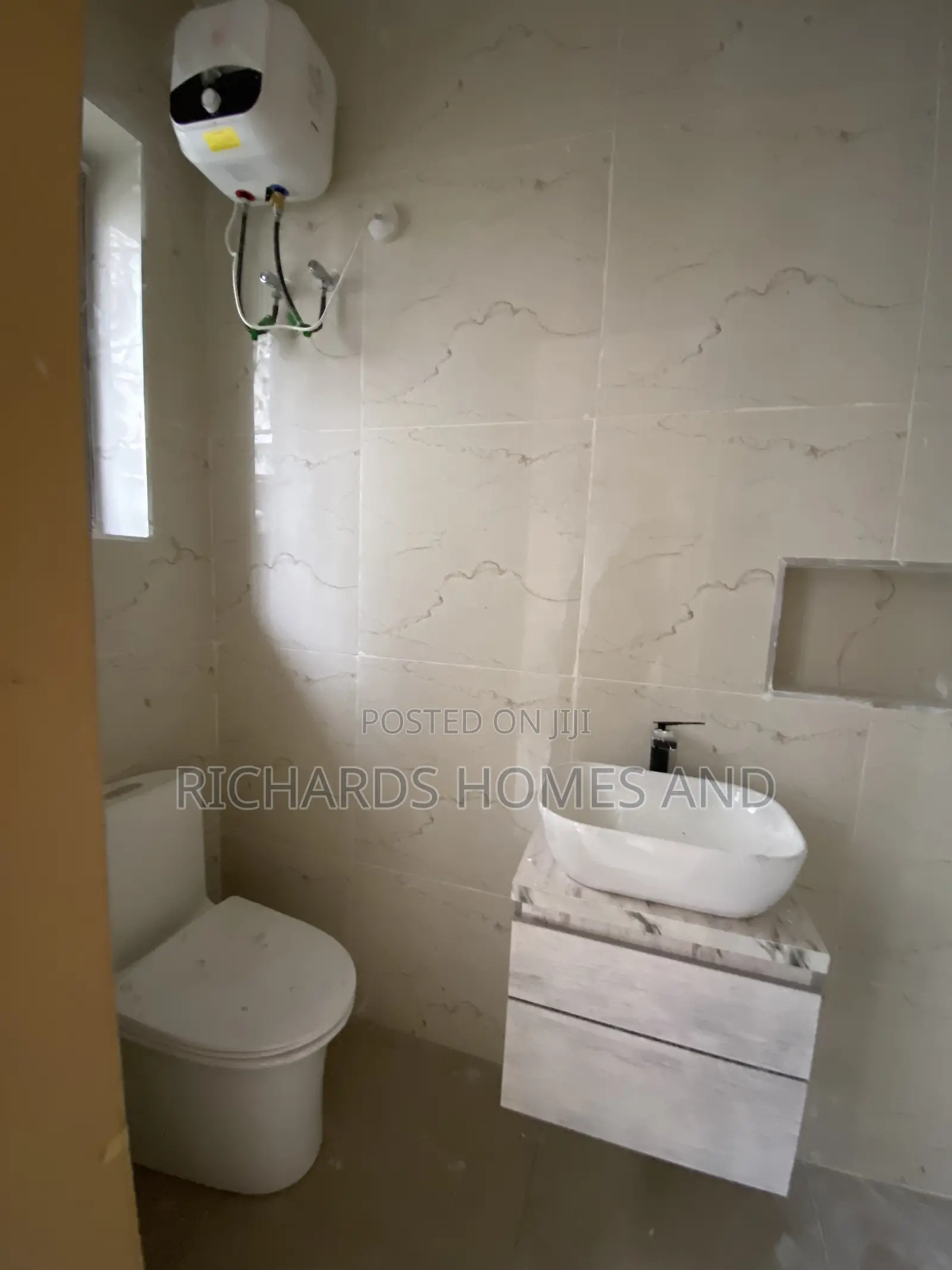 4bdrm Duplex in Lekki Phase 1 for sale