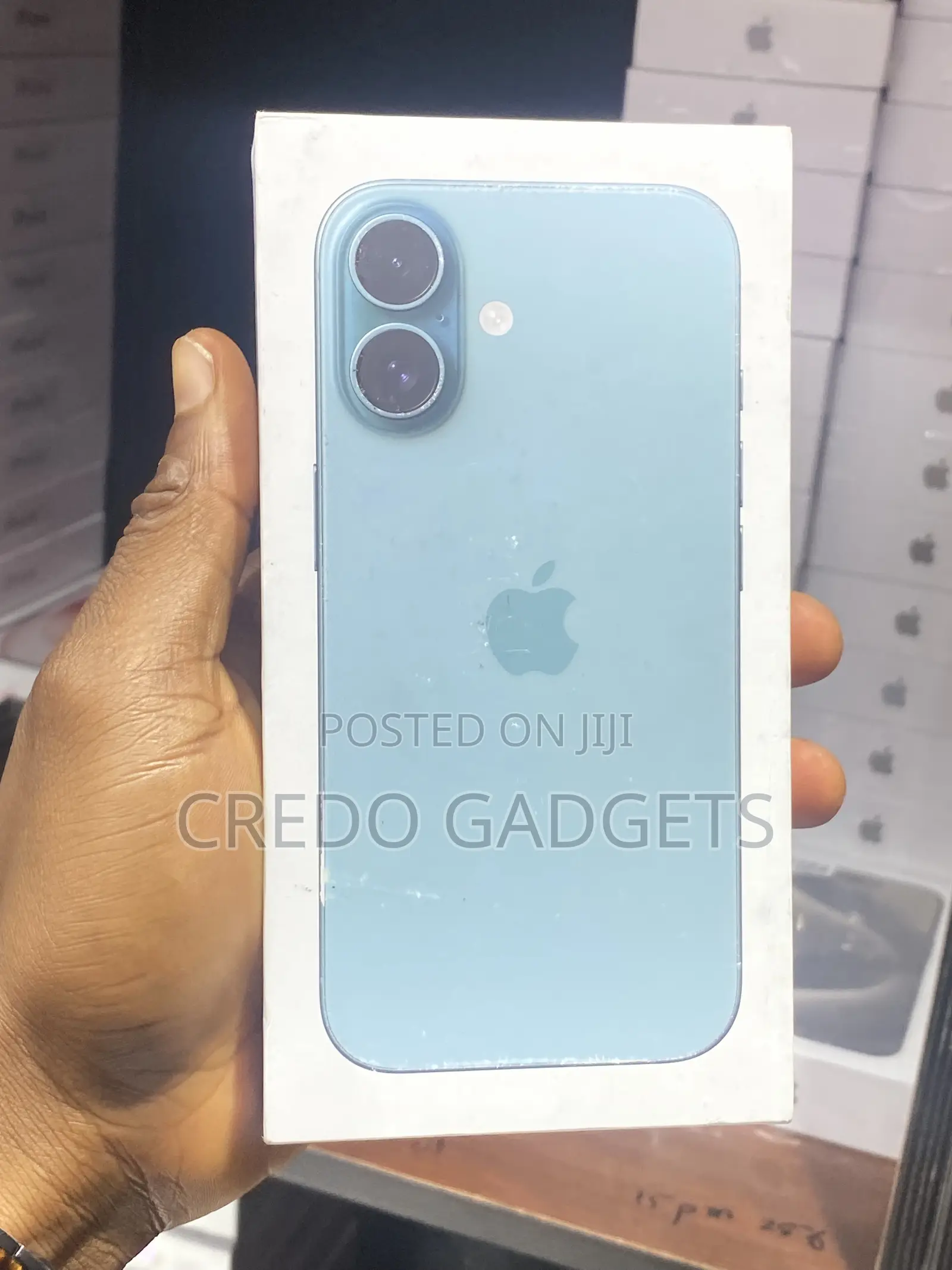 New Apple iPhone 16 Plus 128 GB Blue
