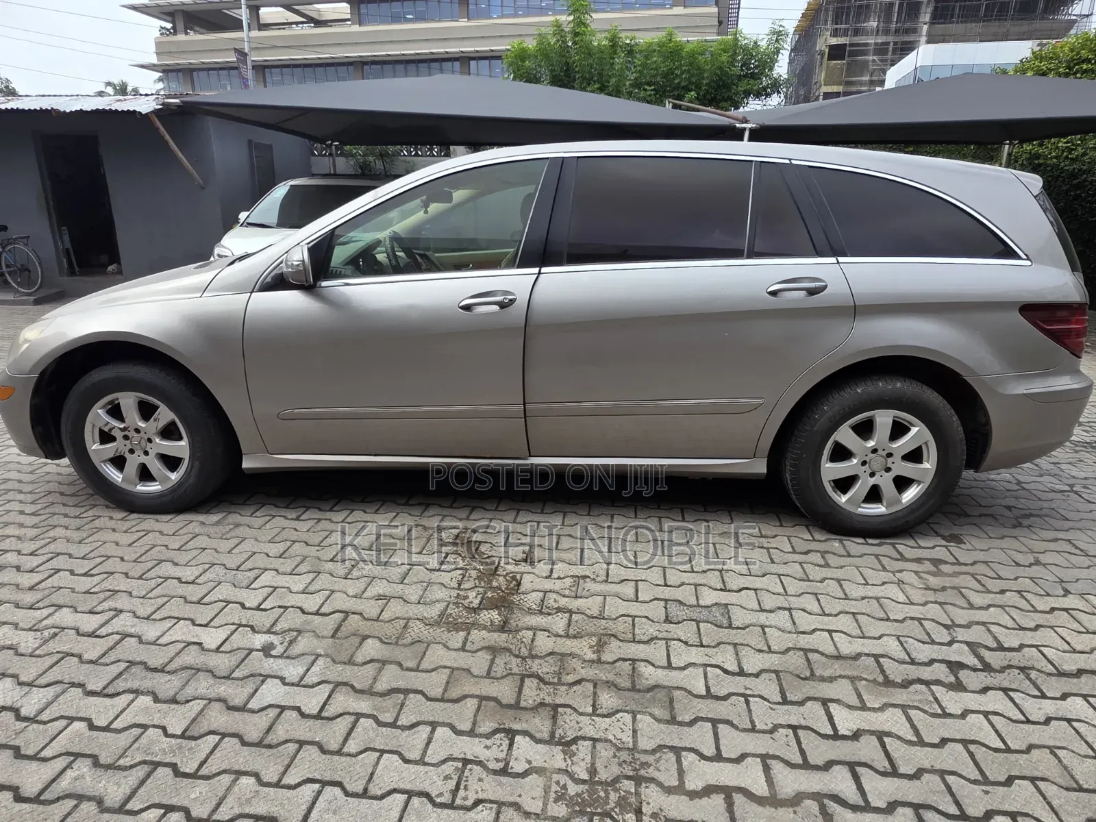 Mercedes-Benz R-Class 2007 Gold