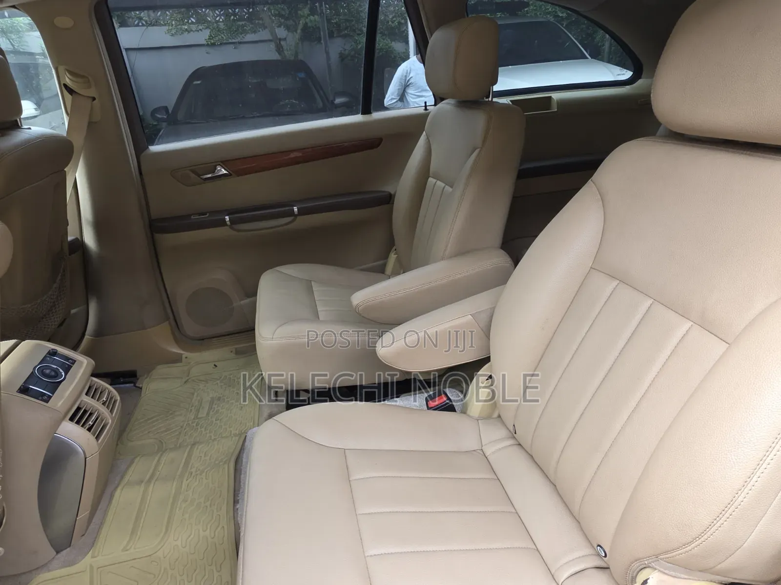 Mercedes-Benz R-Class 2007 Gold