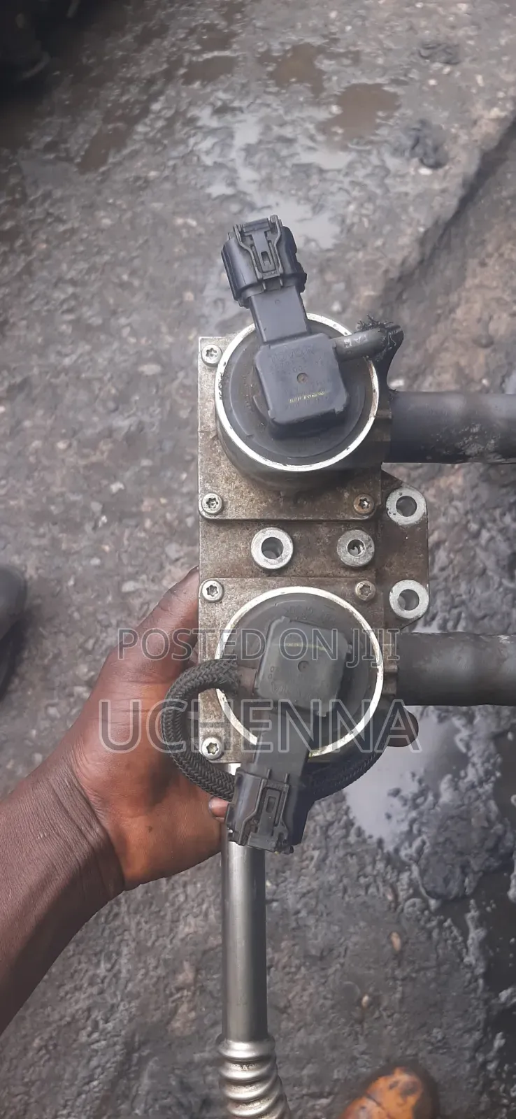 Toyota Secondary Air Injection System Valve Assembly for V8 Engine