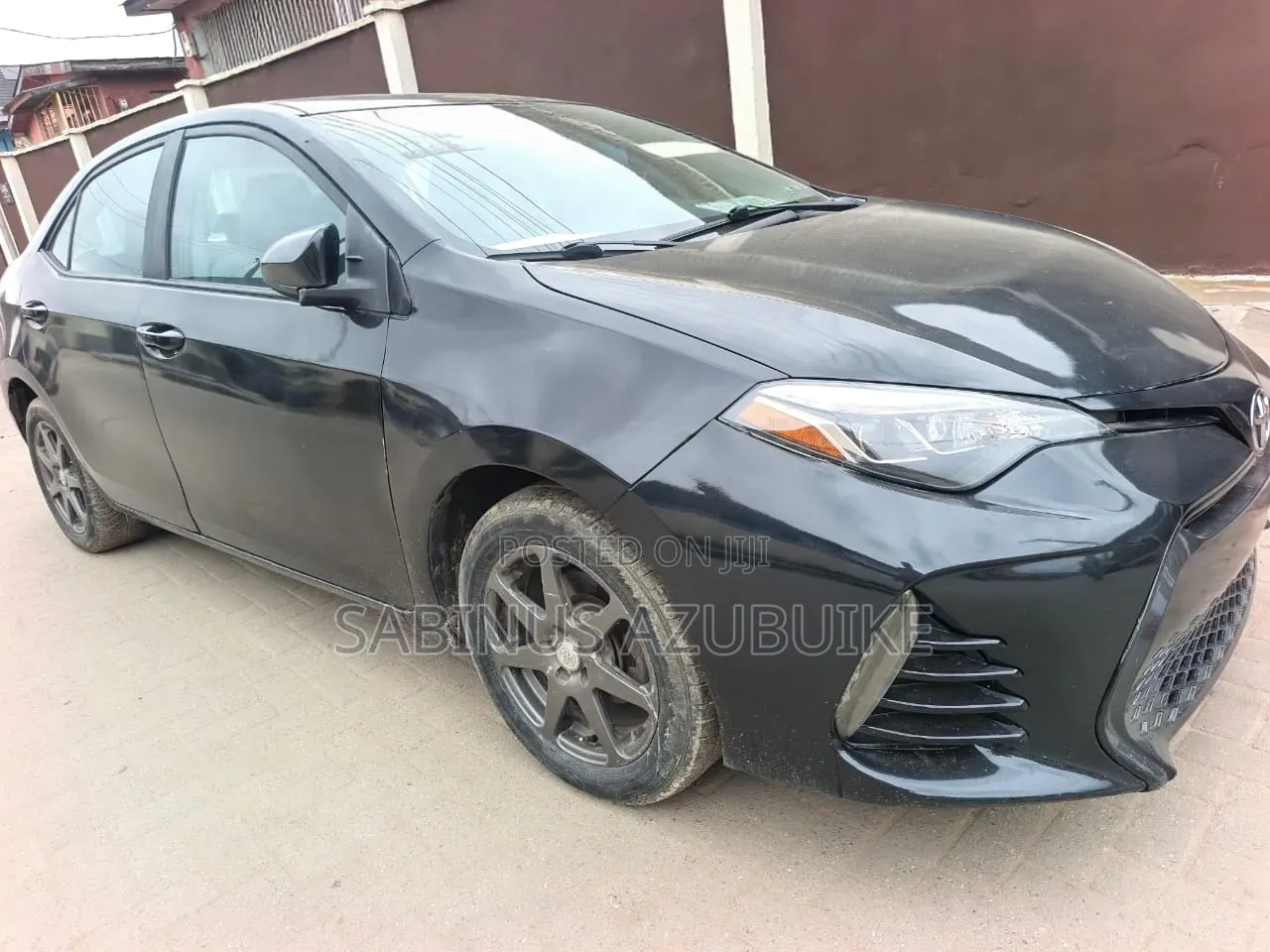 Toyota Corolla LE Plus 4dr Sedan (1.8L 4cyl CVT) 2016 Black