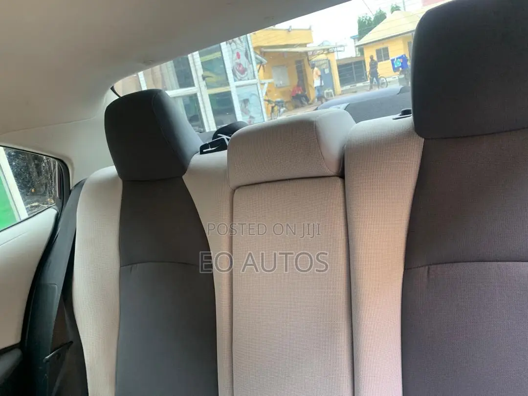 Toyota Corolla 2021 Blue