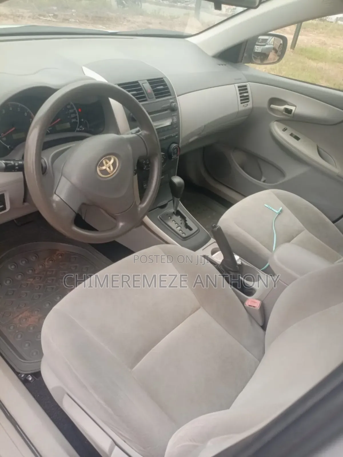 Toyota Corolla LE 4dr Sedan (1.8L 4 cyl 4A) 2009 Silver